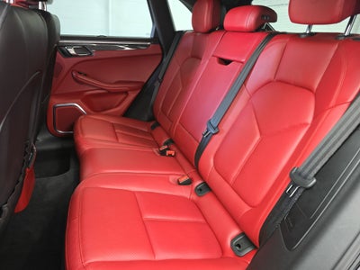 2017 Porsche Macan Turbo