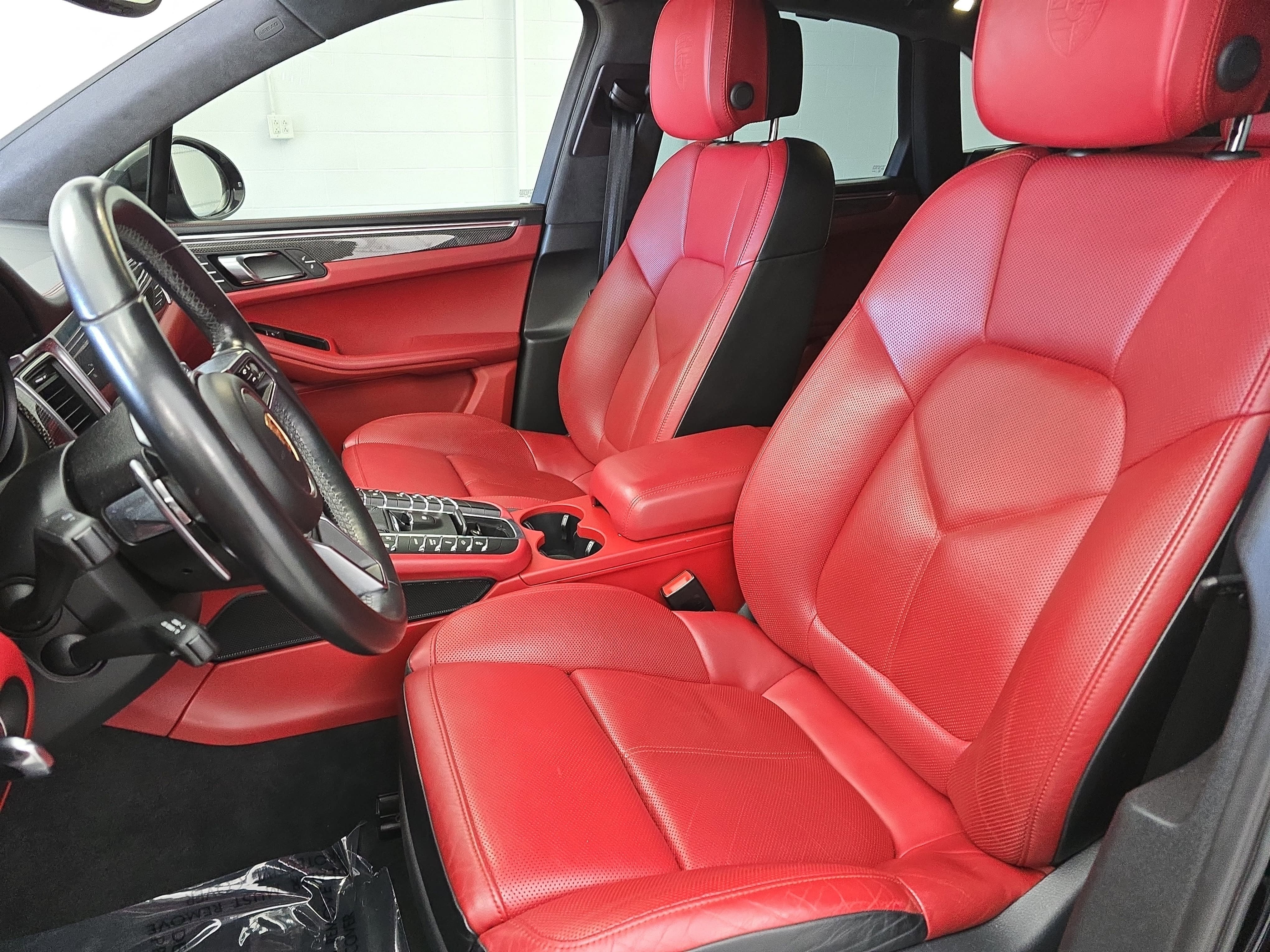 2017 Porsche Macan Turbo