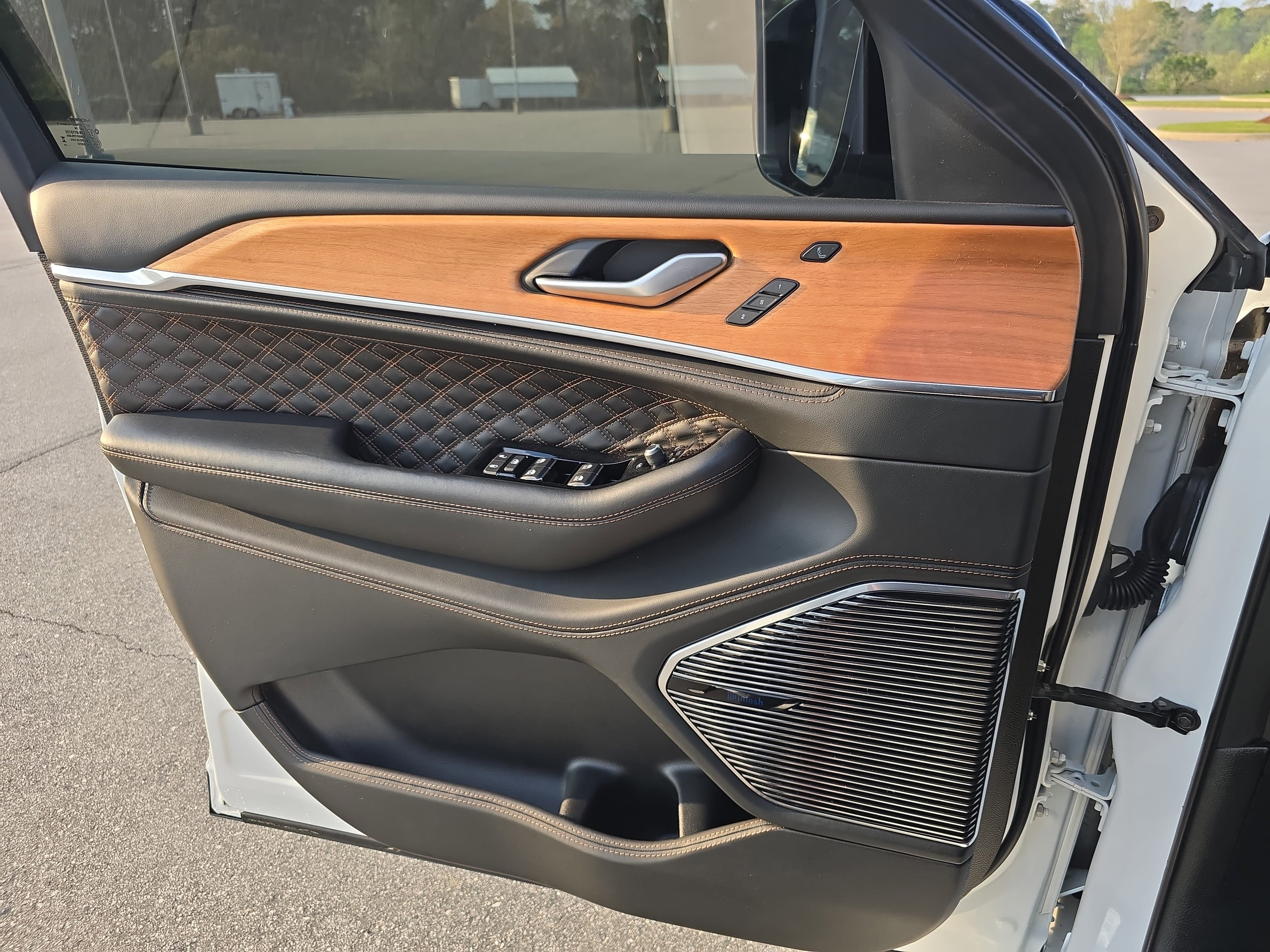 2024 Jeep Grand Cherokee Summit Reserve