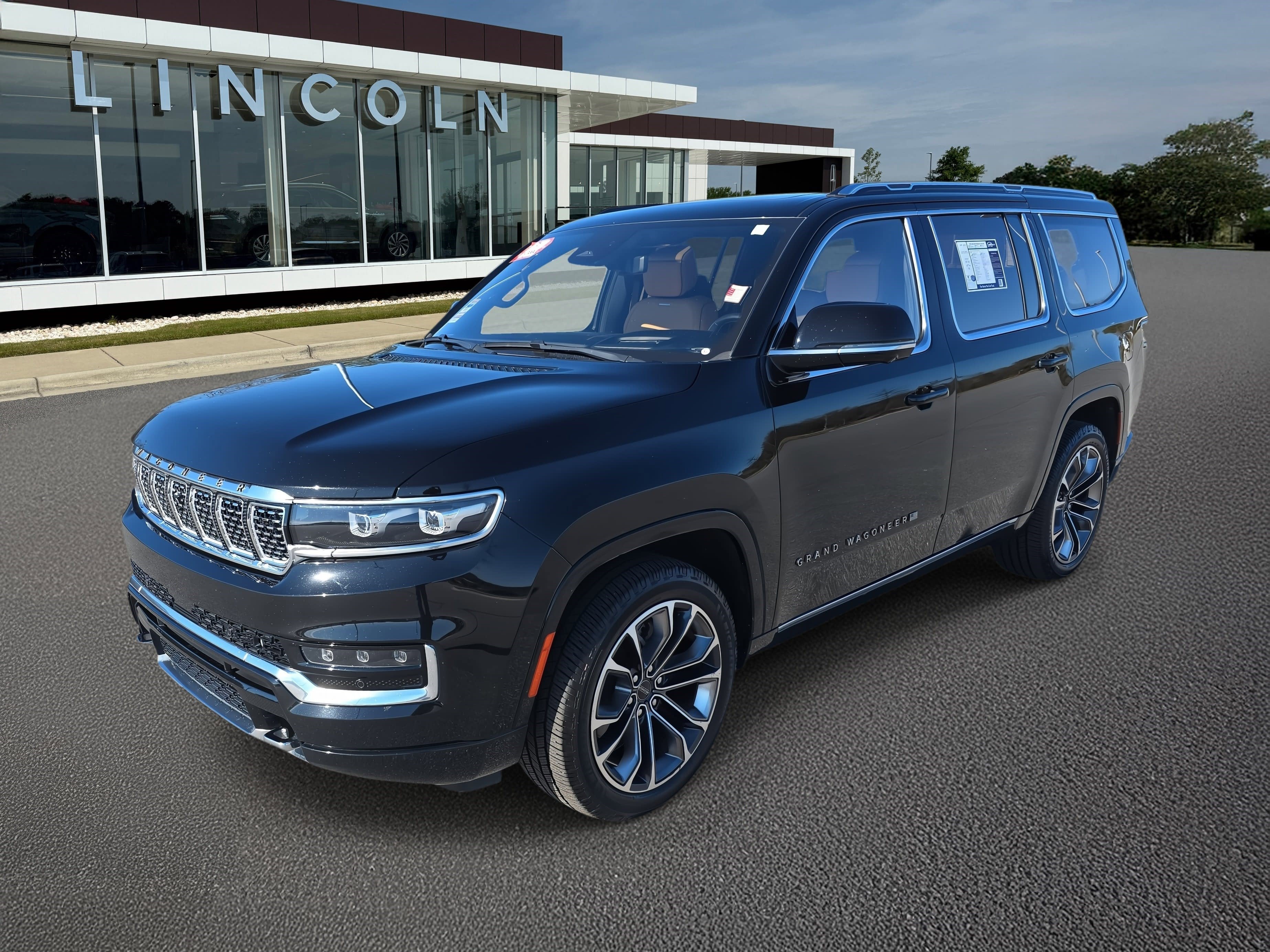 2022 Jeep Grand Wagoneer Series III