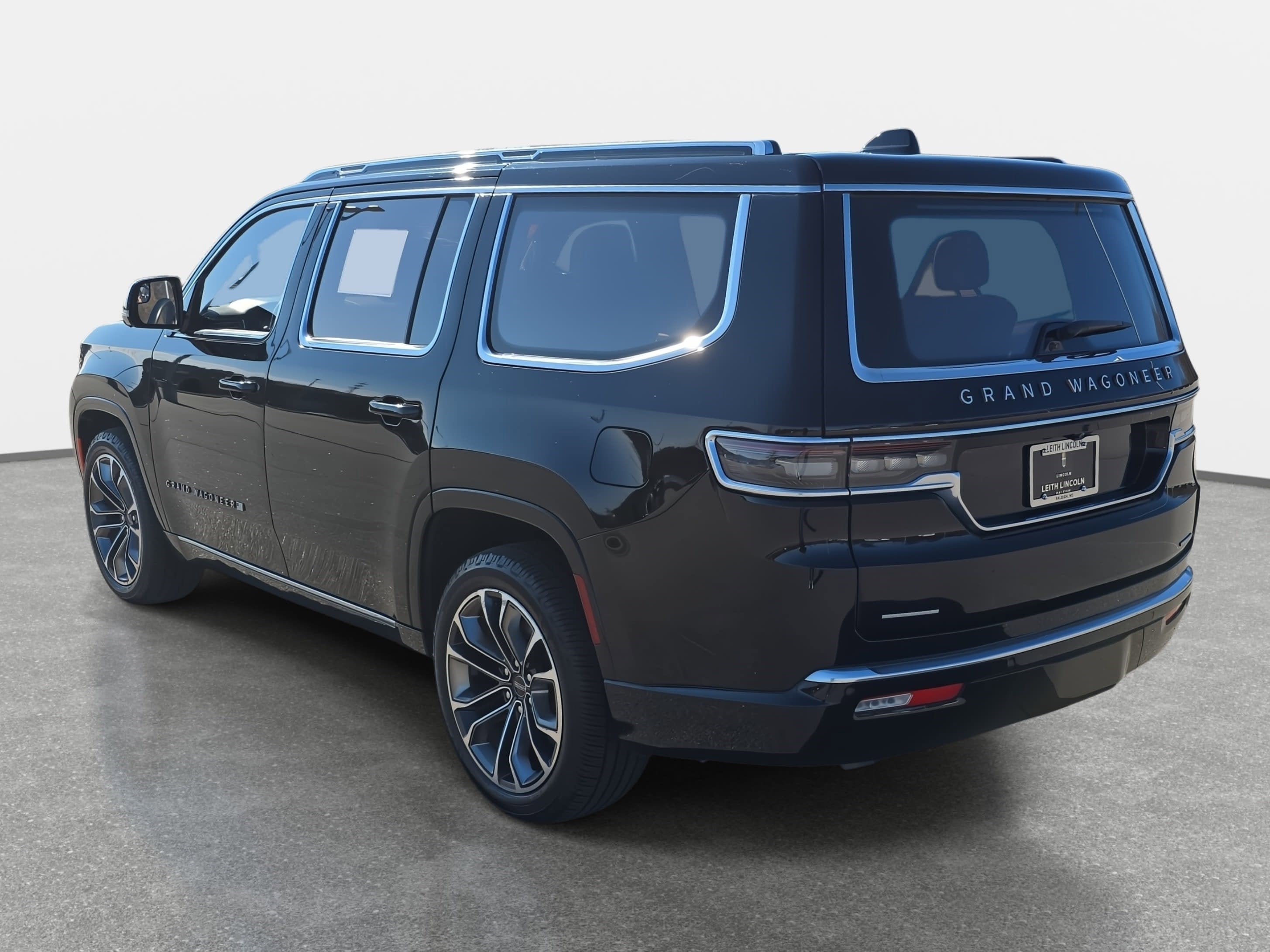 2022 Jeep Grand Wagoneer Series III