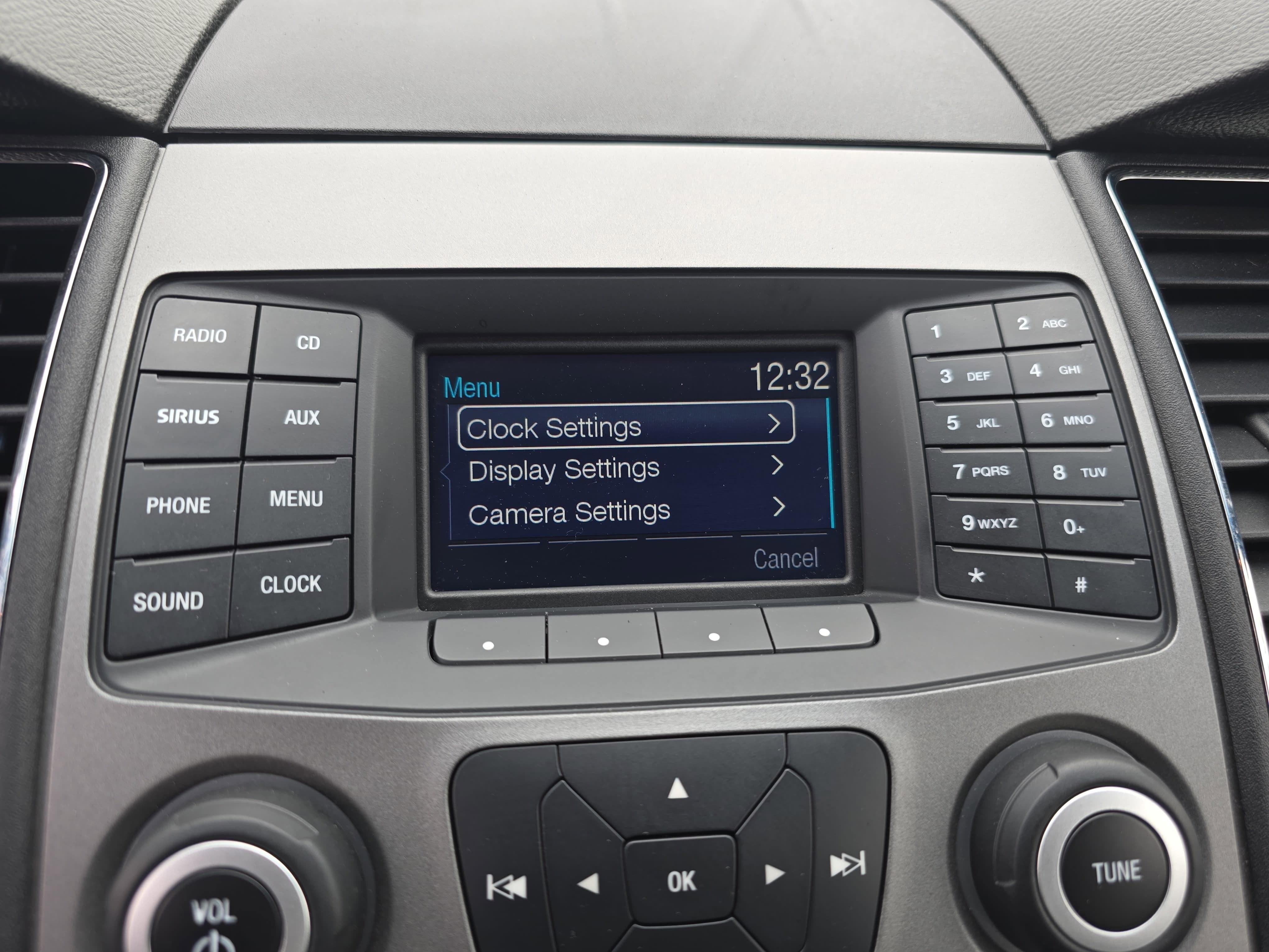 2016 Ford Taurus SEL