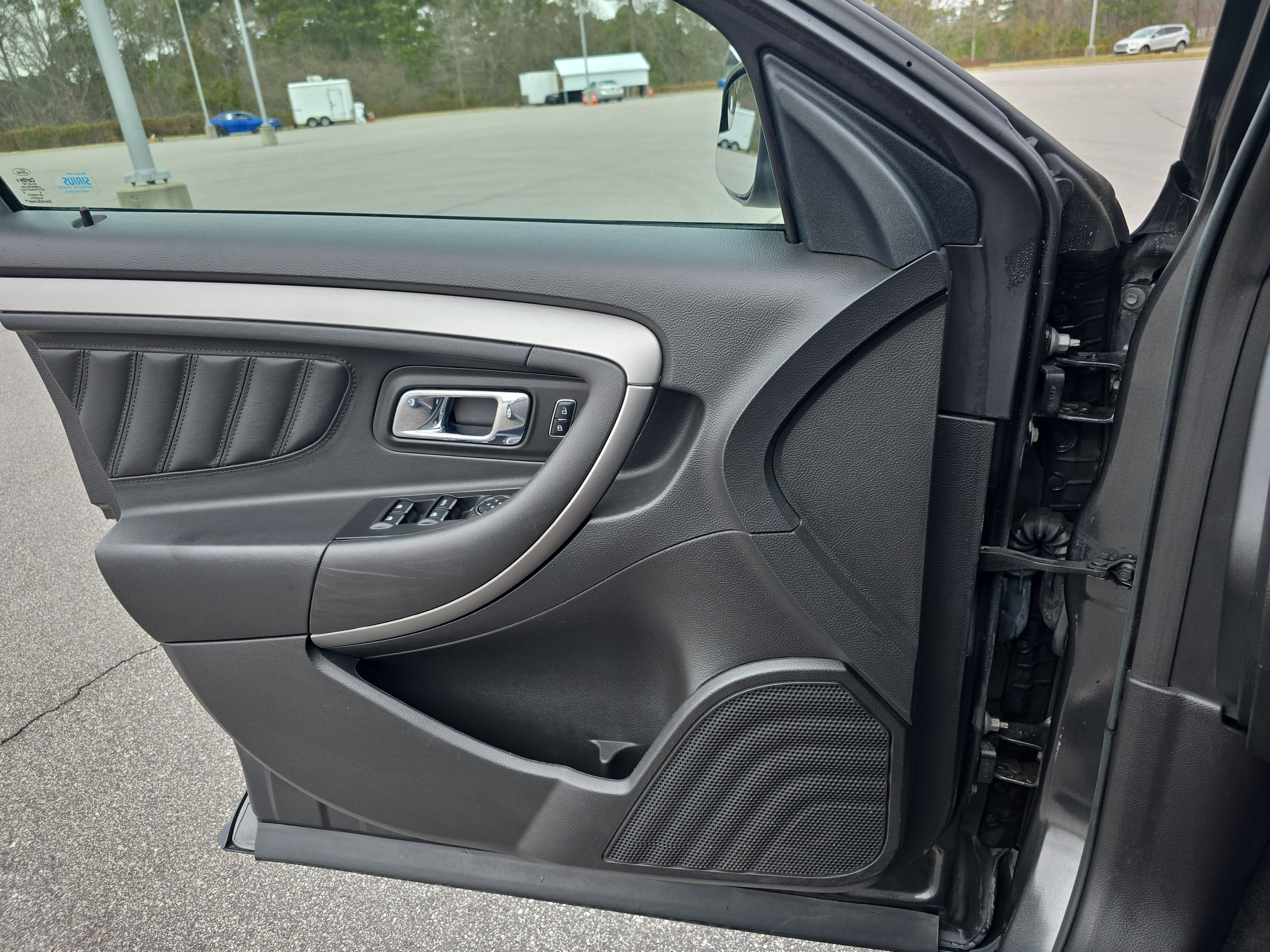 2016 Ford Taurus SEL