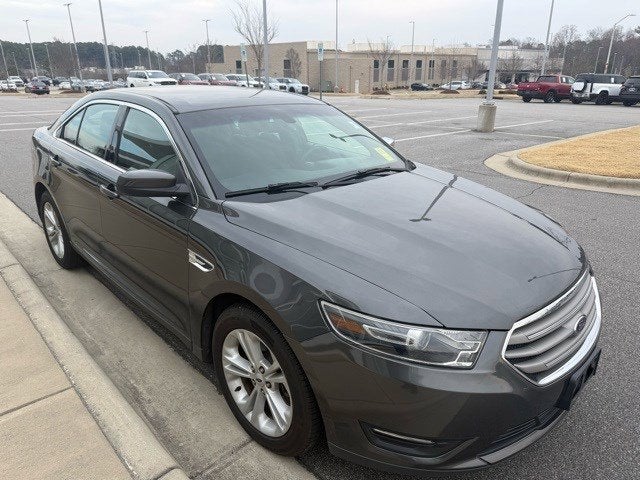 2016 Ford Taurus SEL