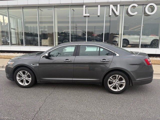 2016 Ford Taurus SEL