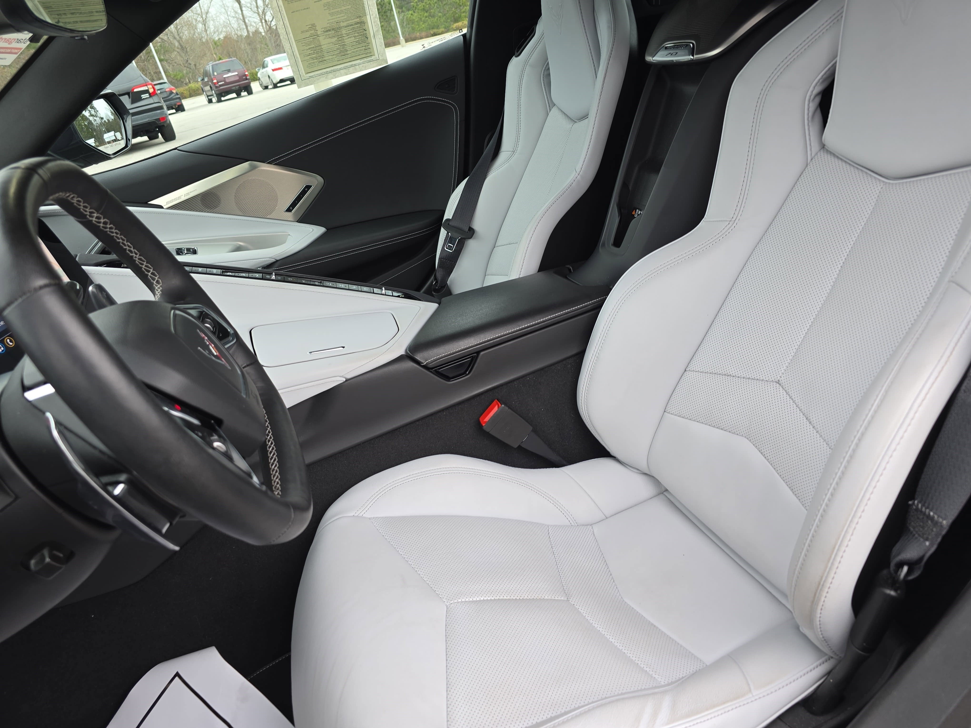 2023 Chevrolet Corvette 2LT