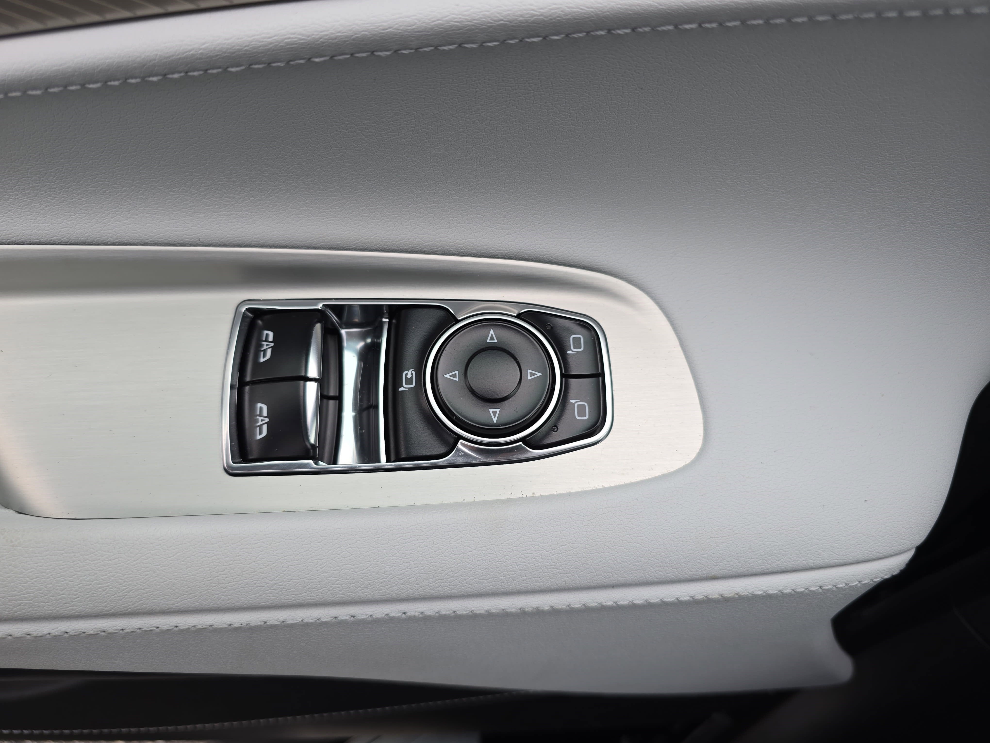 2023 Chevrolet Corvette 2LT