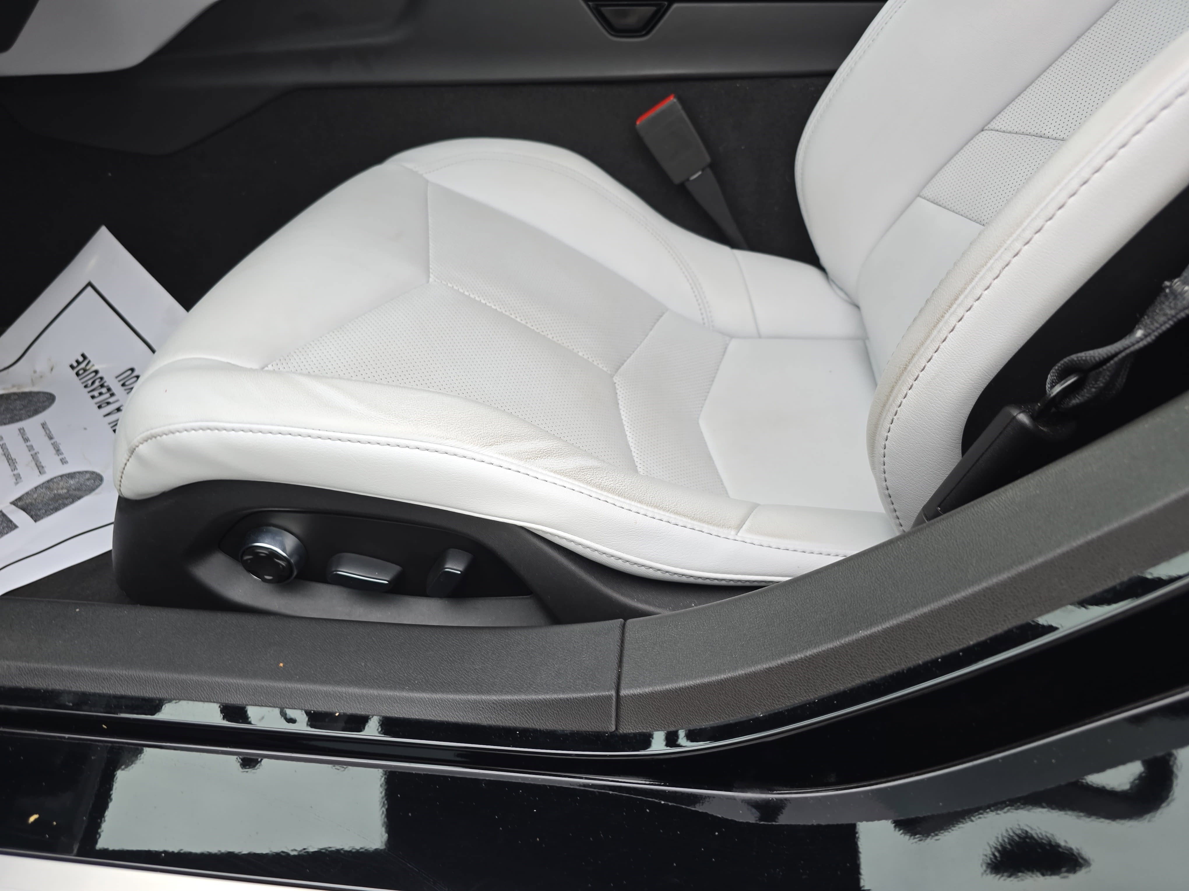 2023 Chevrolet Corvette 2LT