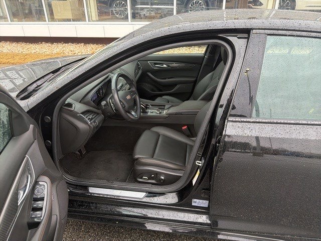 2023 Cadillac CT5 Sport