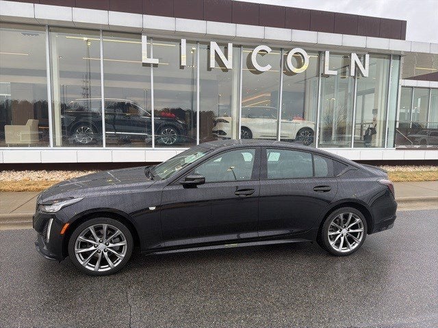 2023 Cadillac CT5 Sport