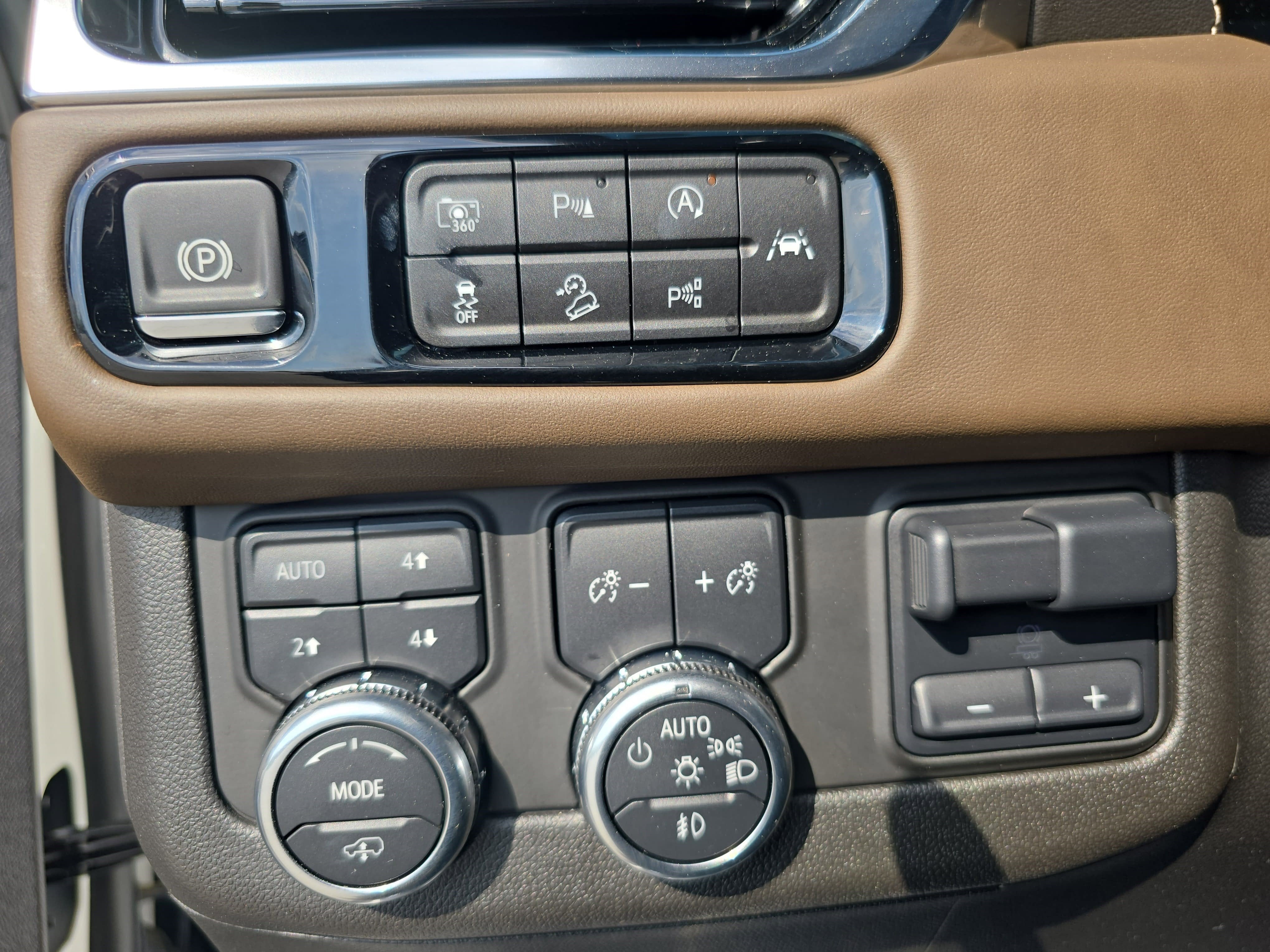 2025 GMC Yukon Denali Ultimate