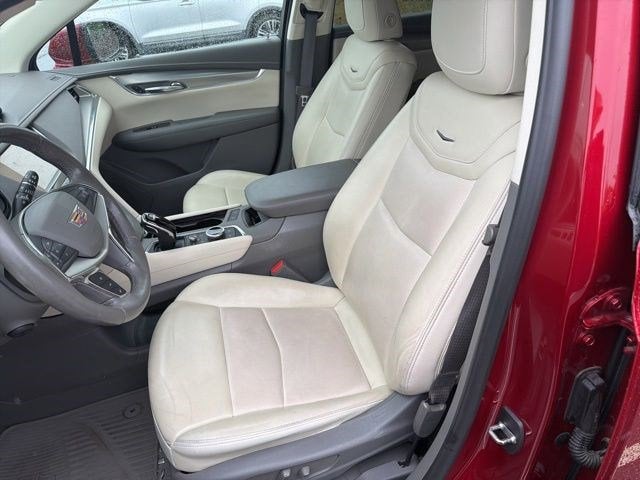 2021 Cadillac XT5 FWD Premium Luxury