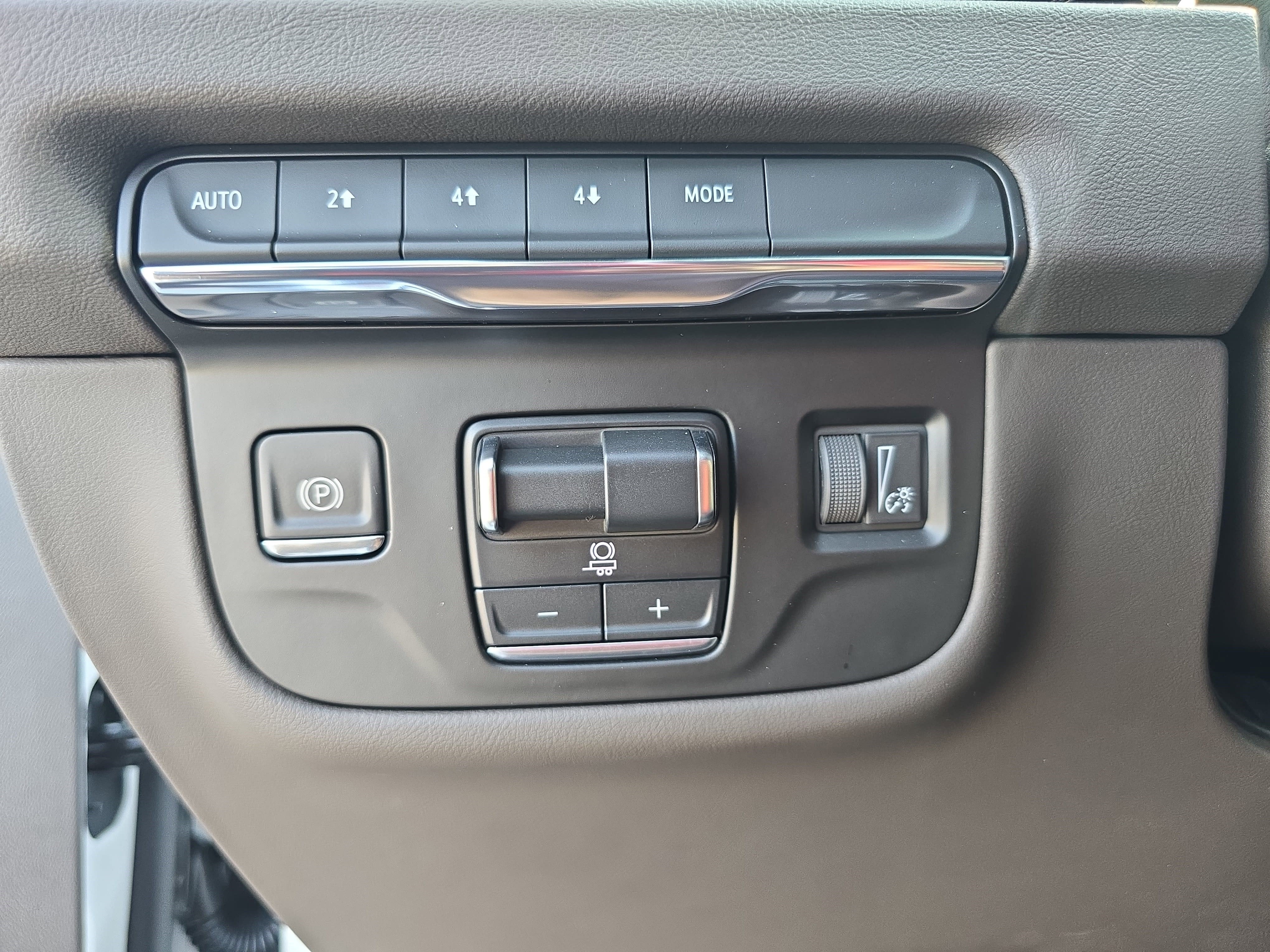 2025 Cadillac Escalade 4WD Premium Luxury