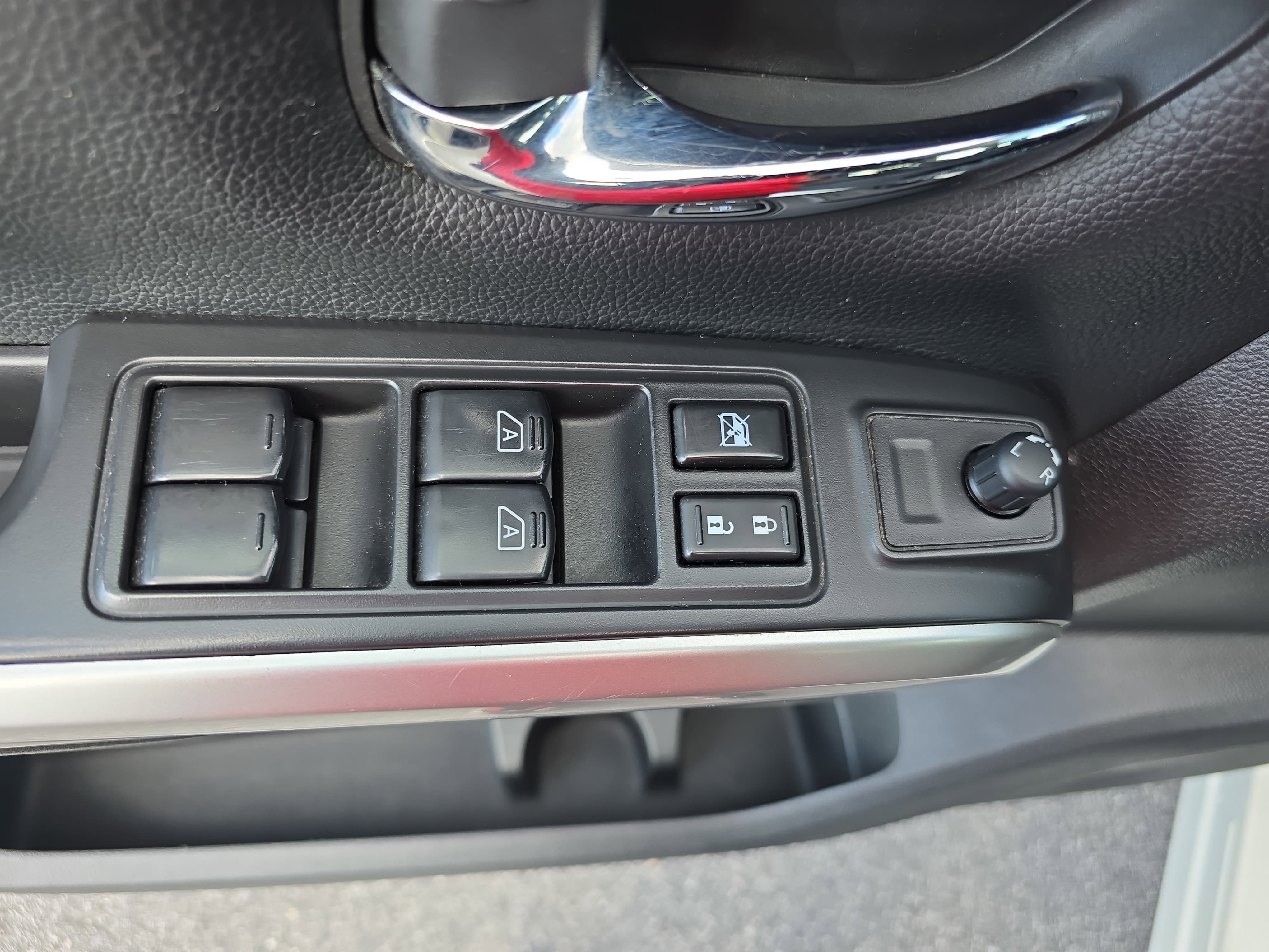 2022 Nissan Titan SV