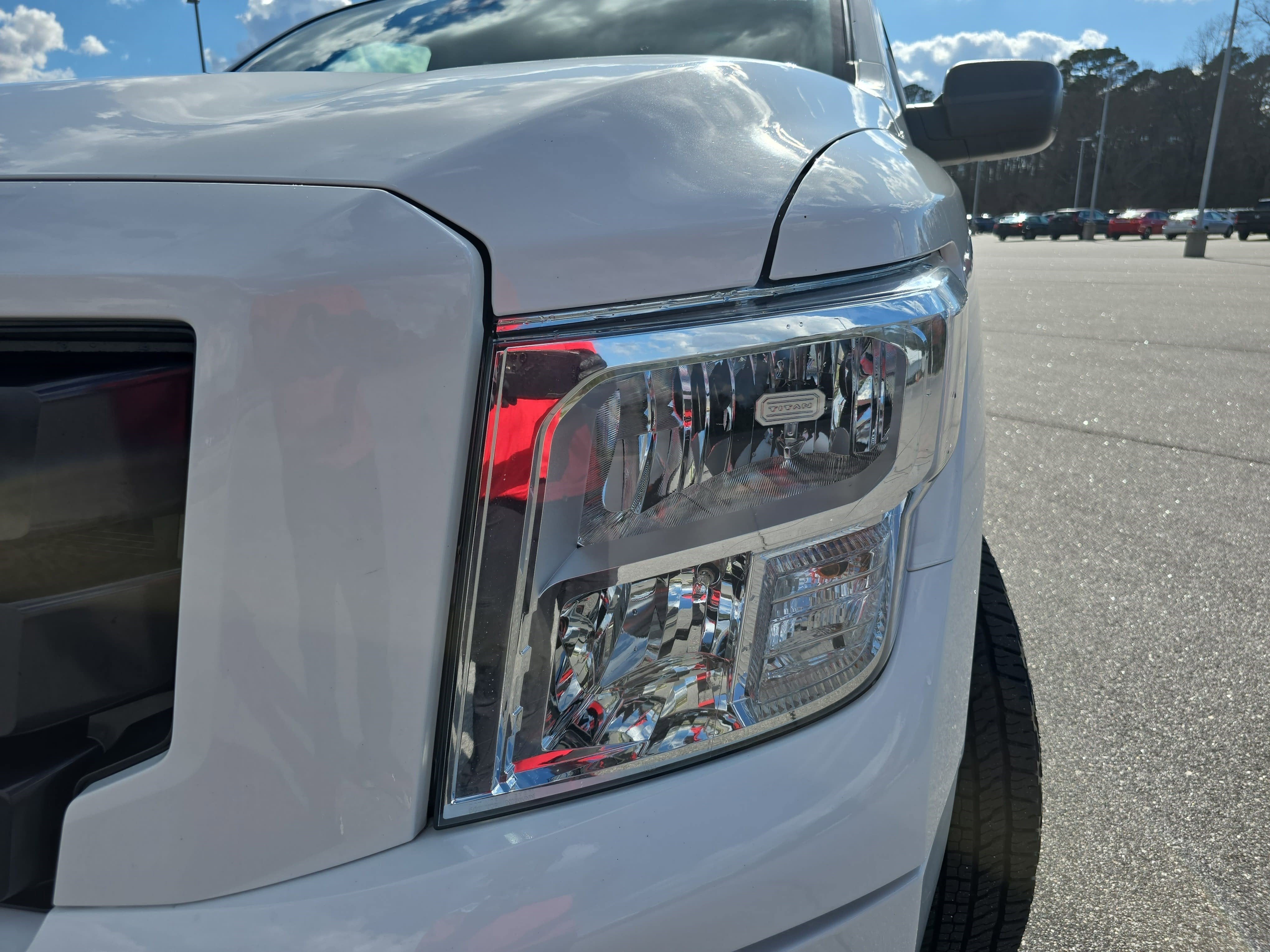 2022 Nissan Titan SV