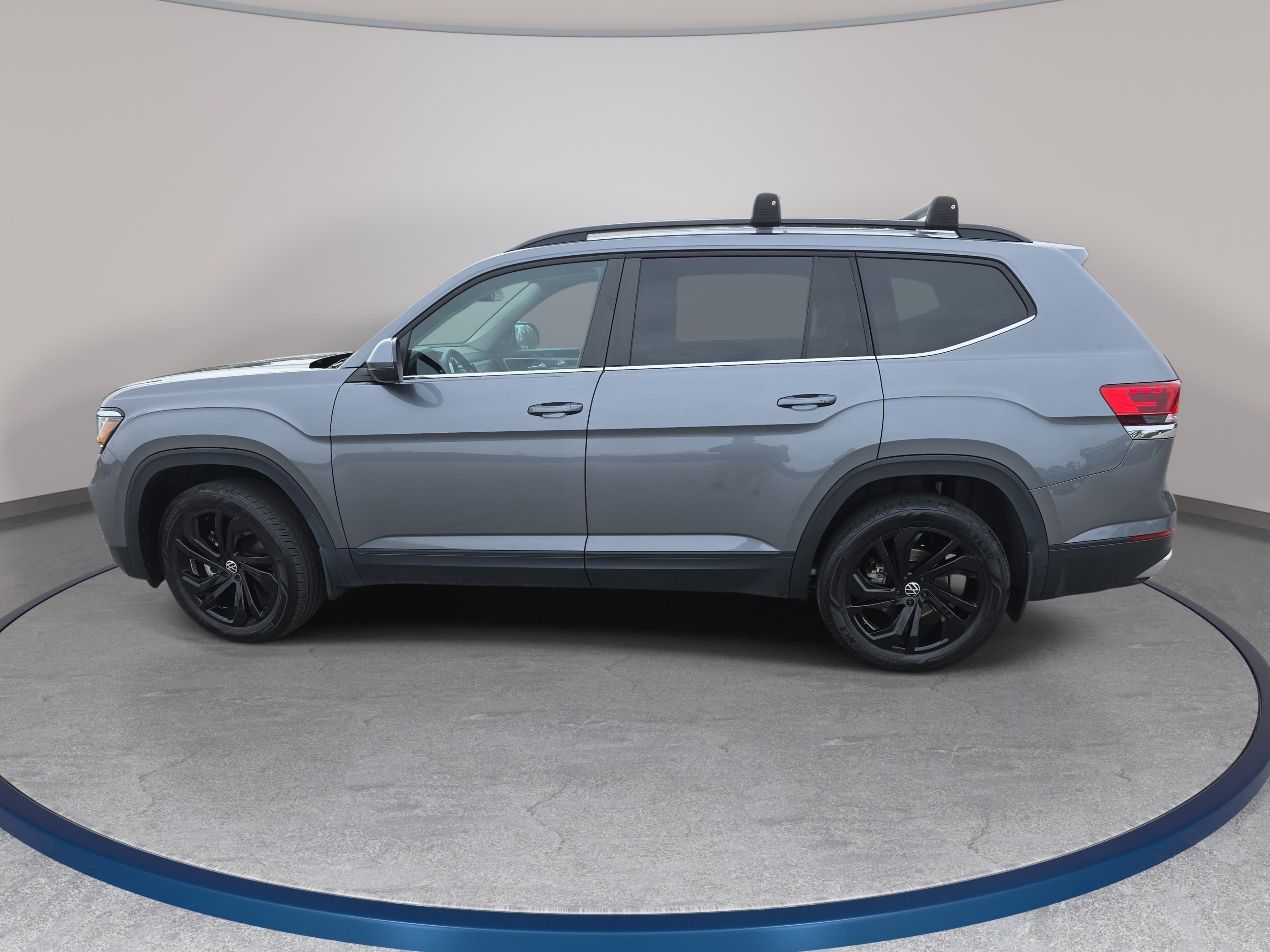 2023 Volkswagen Atlas 2.0T SE w/Technology