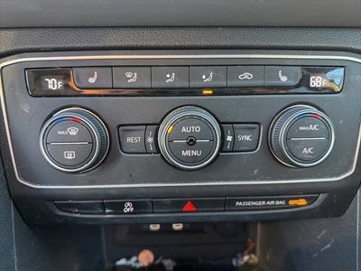 2021 Volkswagen Atlas 3.6L V6 SE w/Technology R-Line