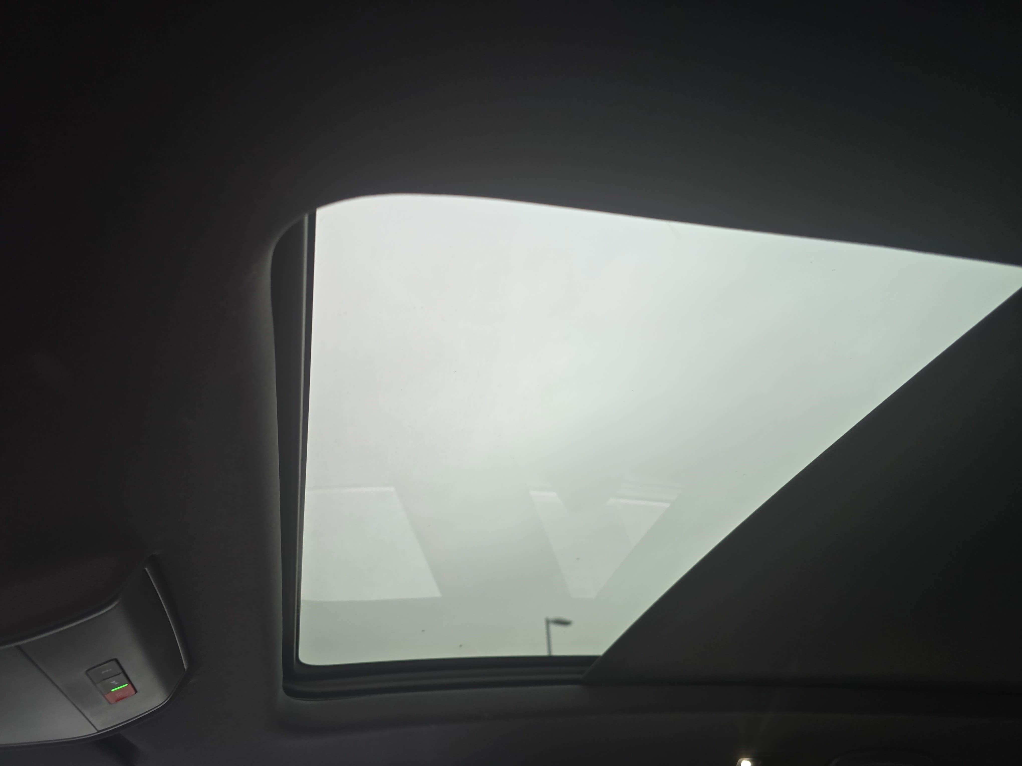 2020 Volkswagen Atlas Cross Sport 3.6L V6 SEL Premium R-Line