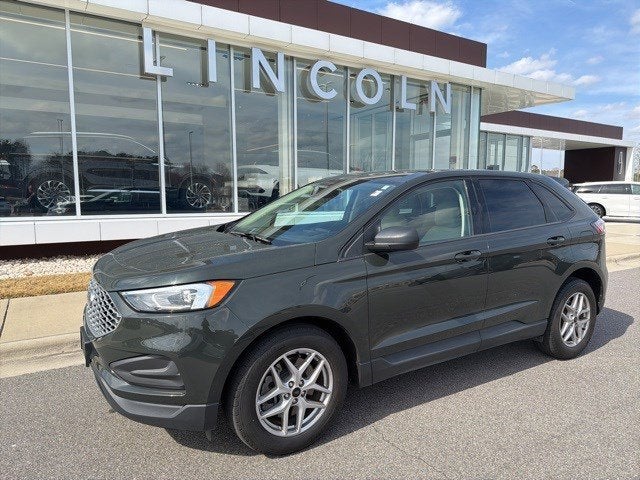 2023 Ford Edge SE