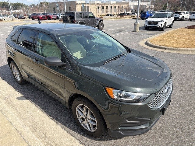 2023 Ford Edge SE