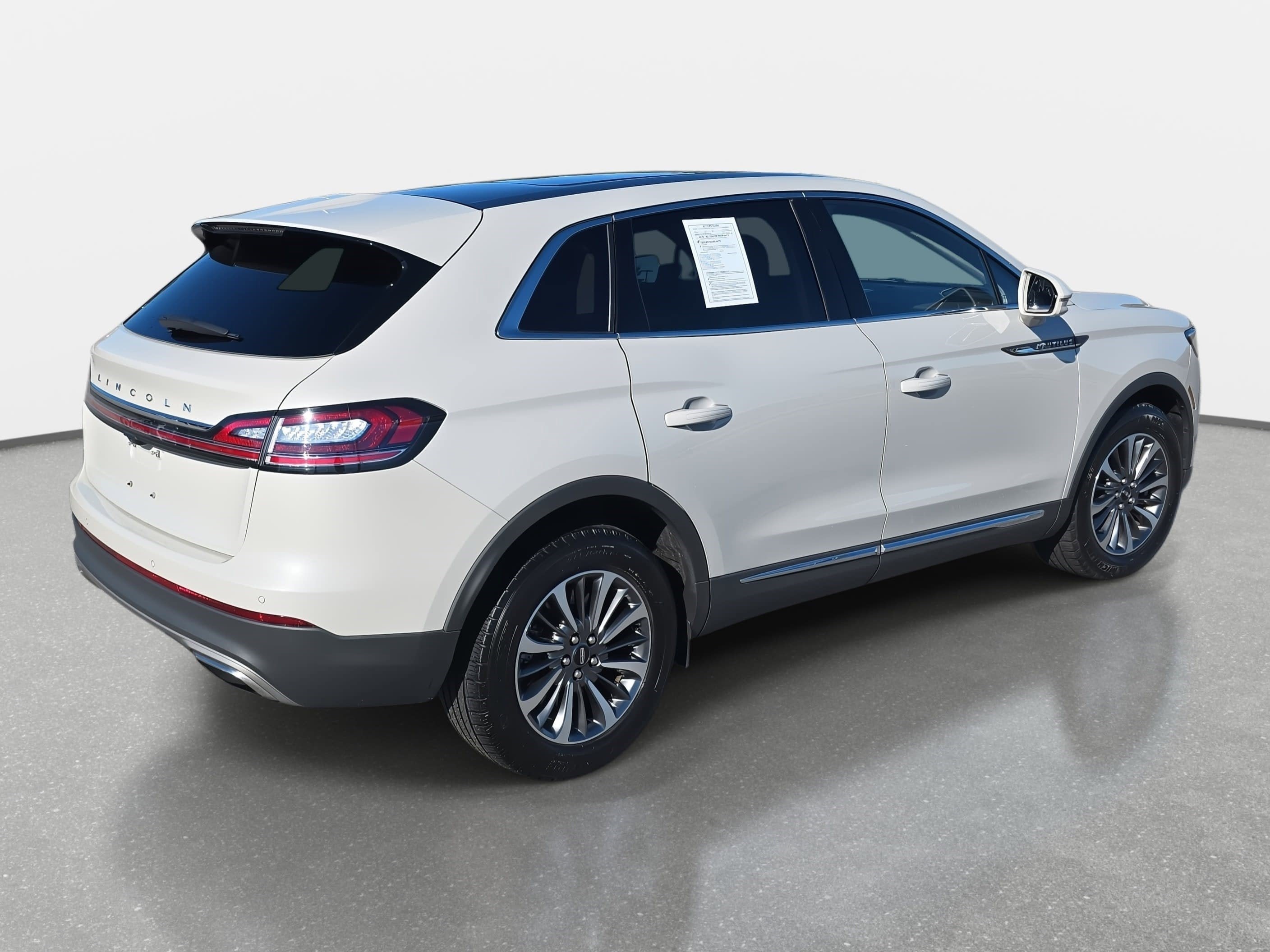 2022 Lincoln Nautilus Reserve