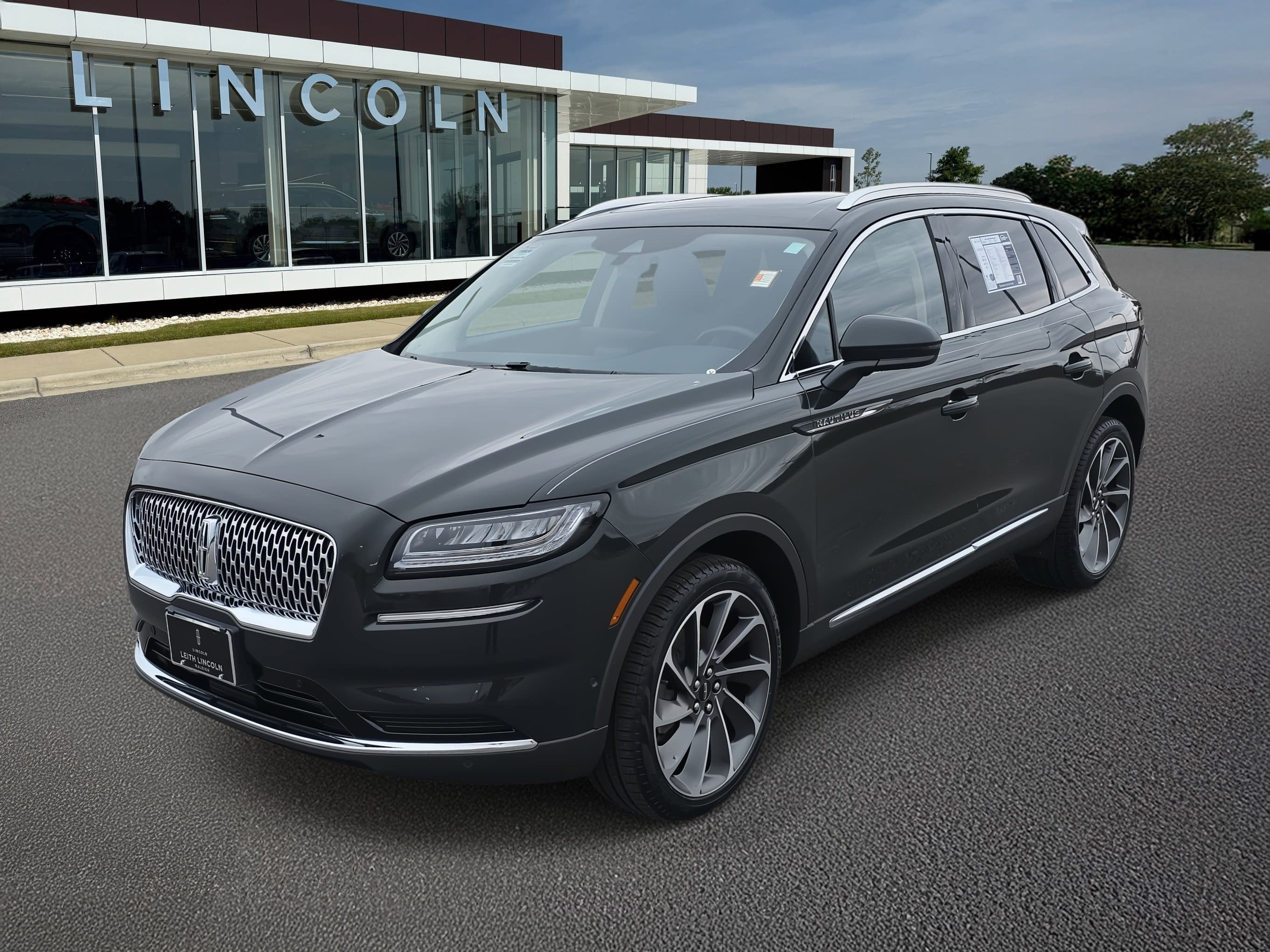 2022 Lincoln Nautilus Reserve