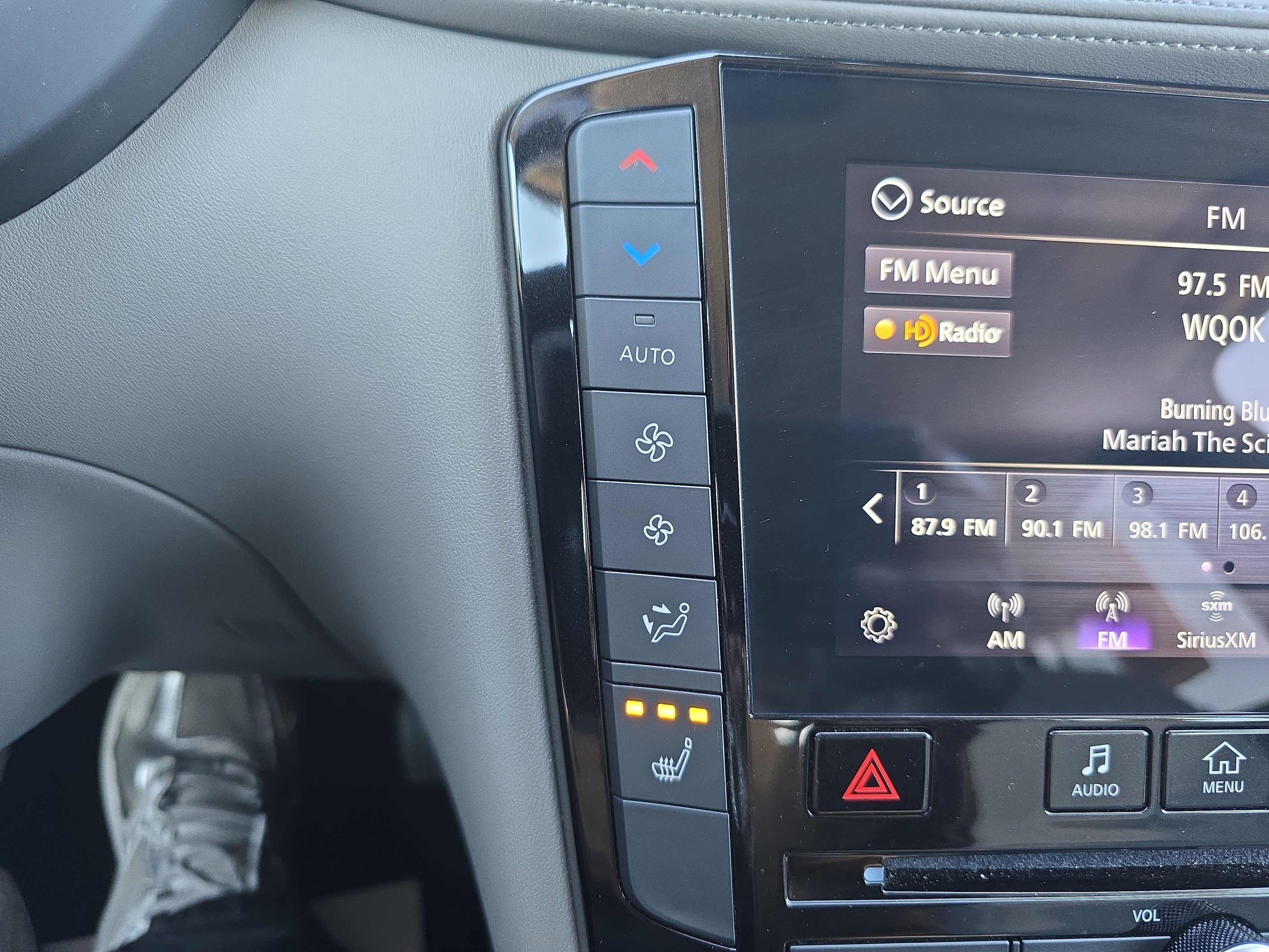 2023 INFINITI QX50 LUXE