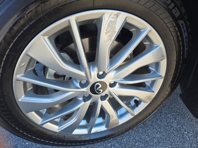 2023 INFINITI QX50 LUXE