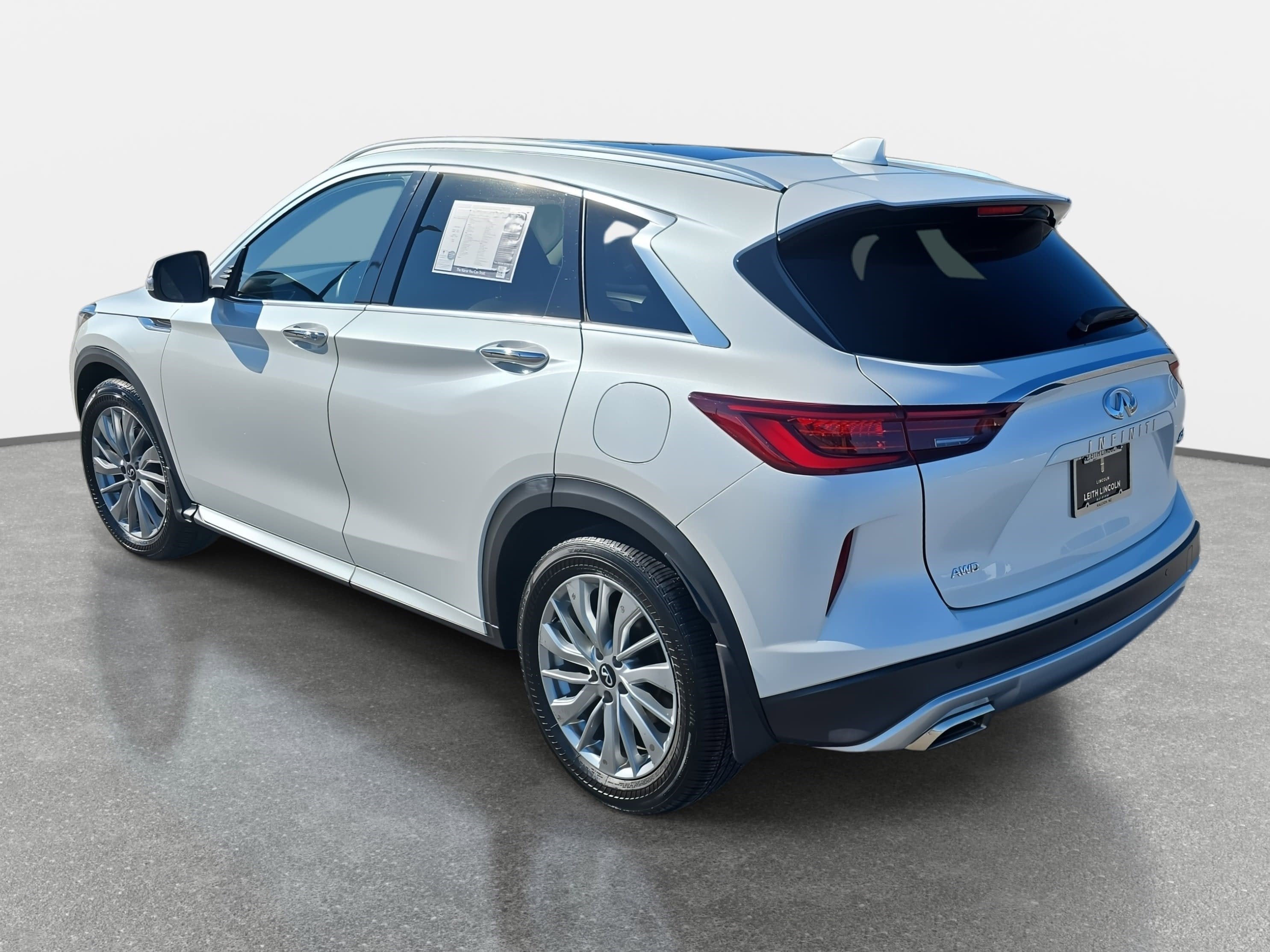 2023 INFINITI QX50 LUXE