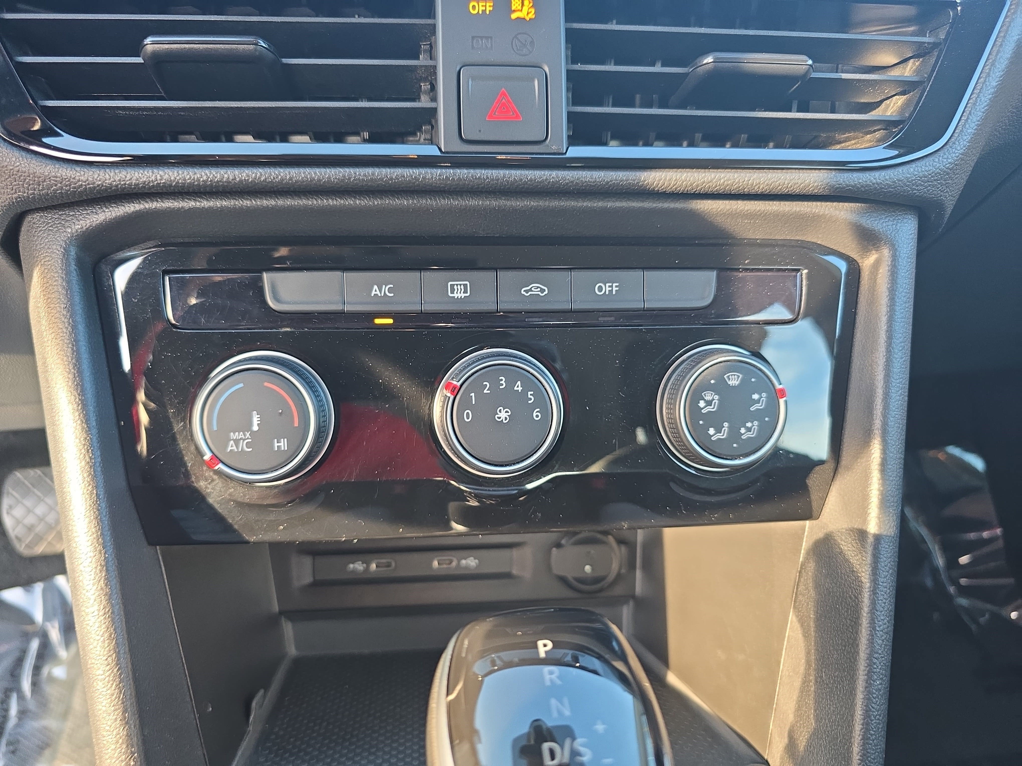 2024 Volkswagen Taos S