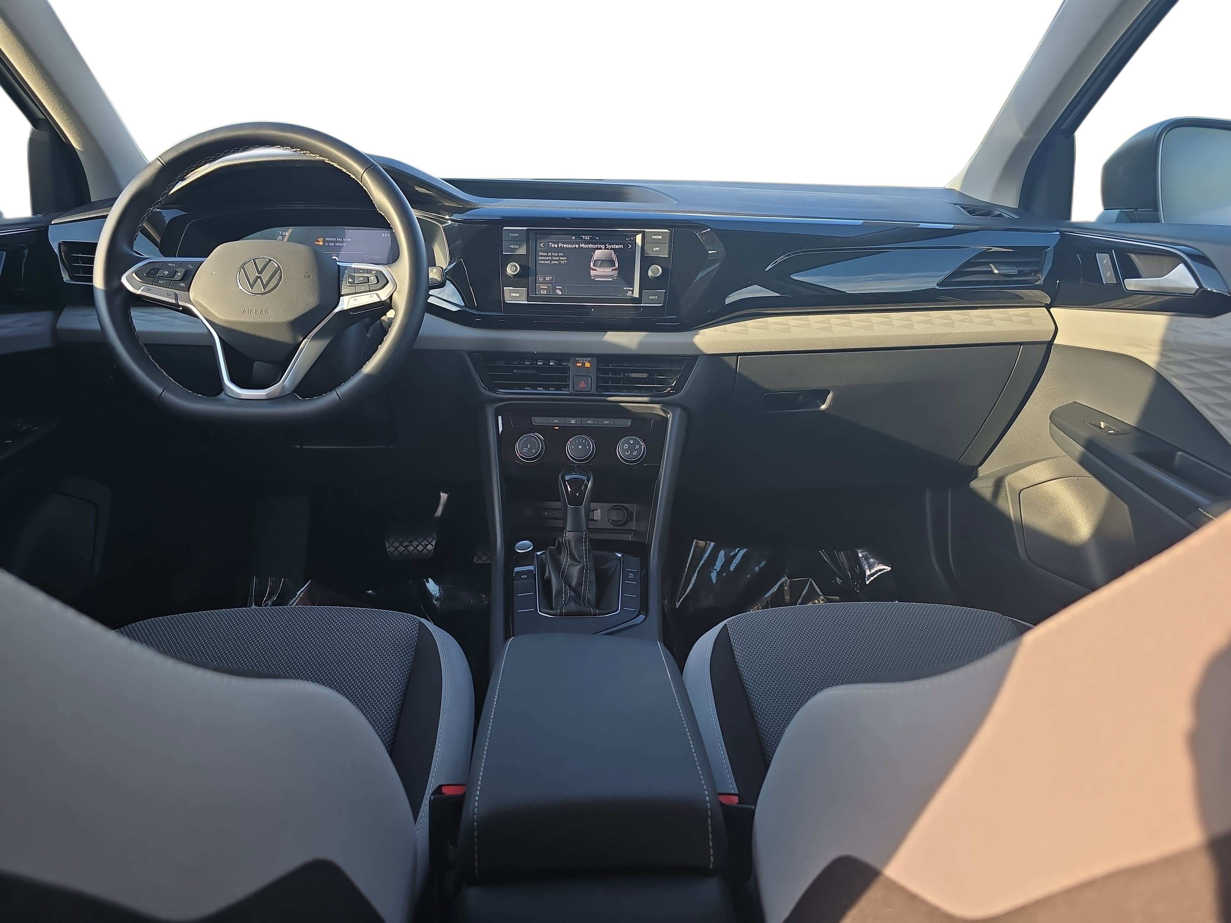 2024 Volkswagen Taos S