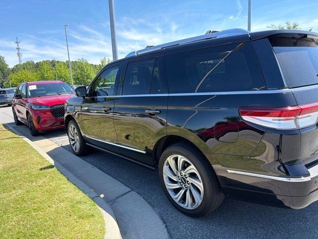 2023 Lincoln Navigator Reserve