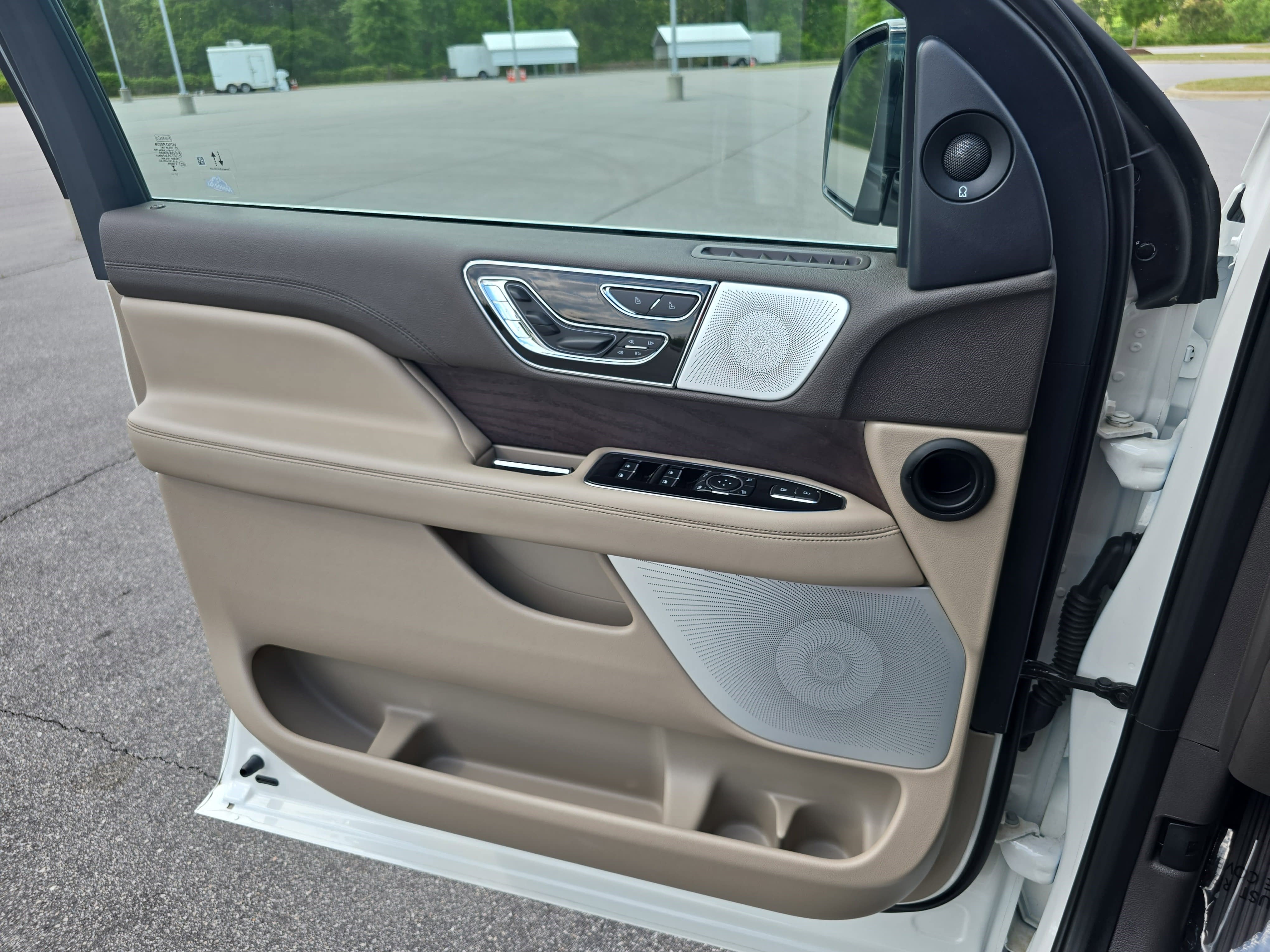 2024 Lincoln Navigator L Reserve