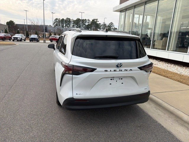 2025 Toyota Sienna XLE