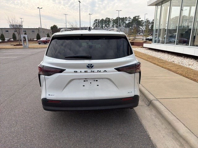 2025 Toyota Sienna XLE