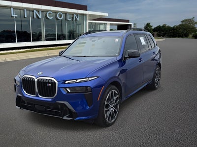 2025 BMW X7 M60i