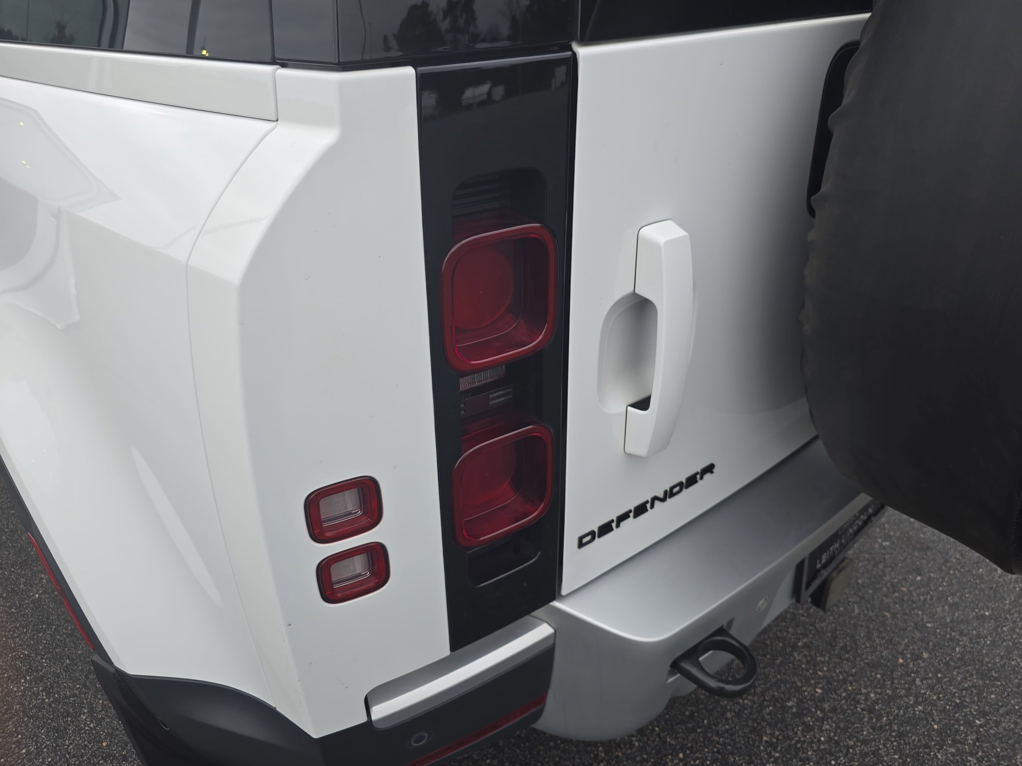 2025 Land Rover Defender S