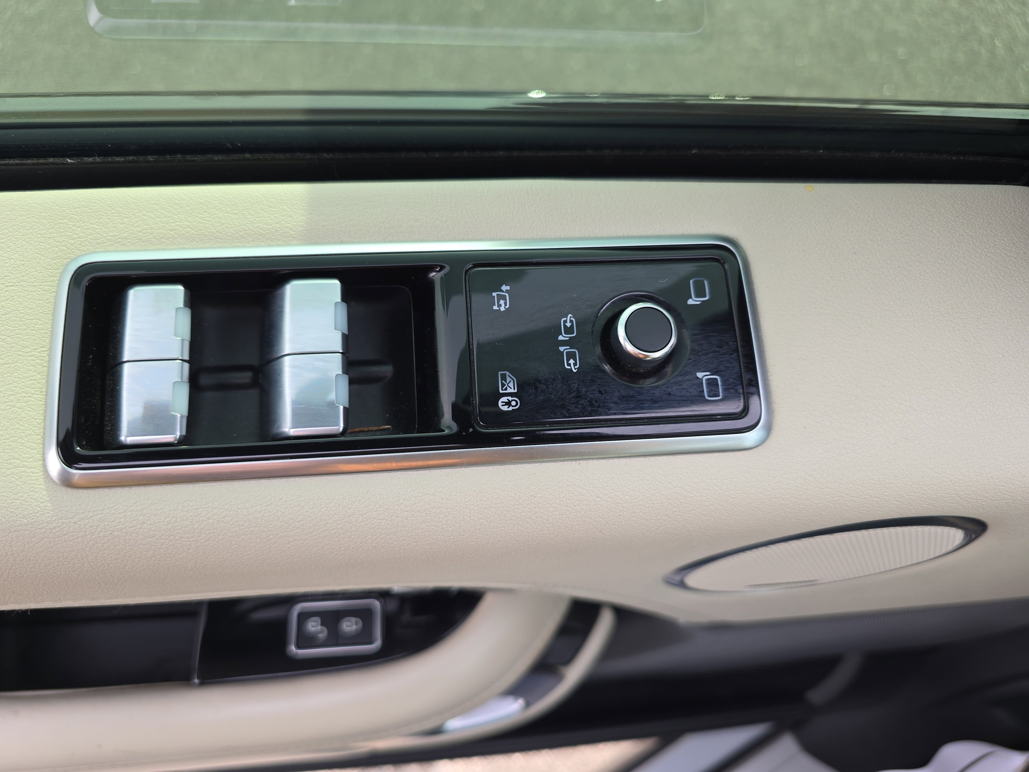 2020 Land Rover Range Rover HSE