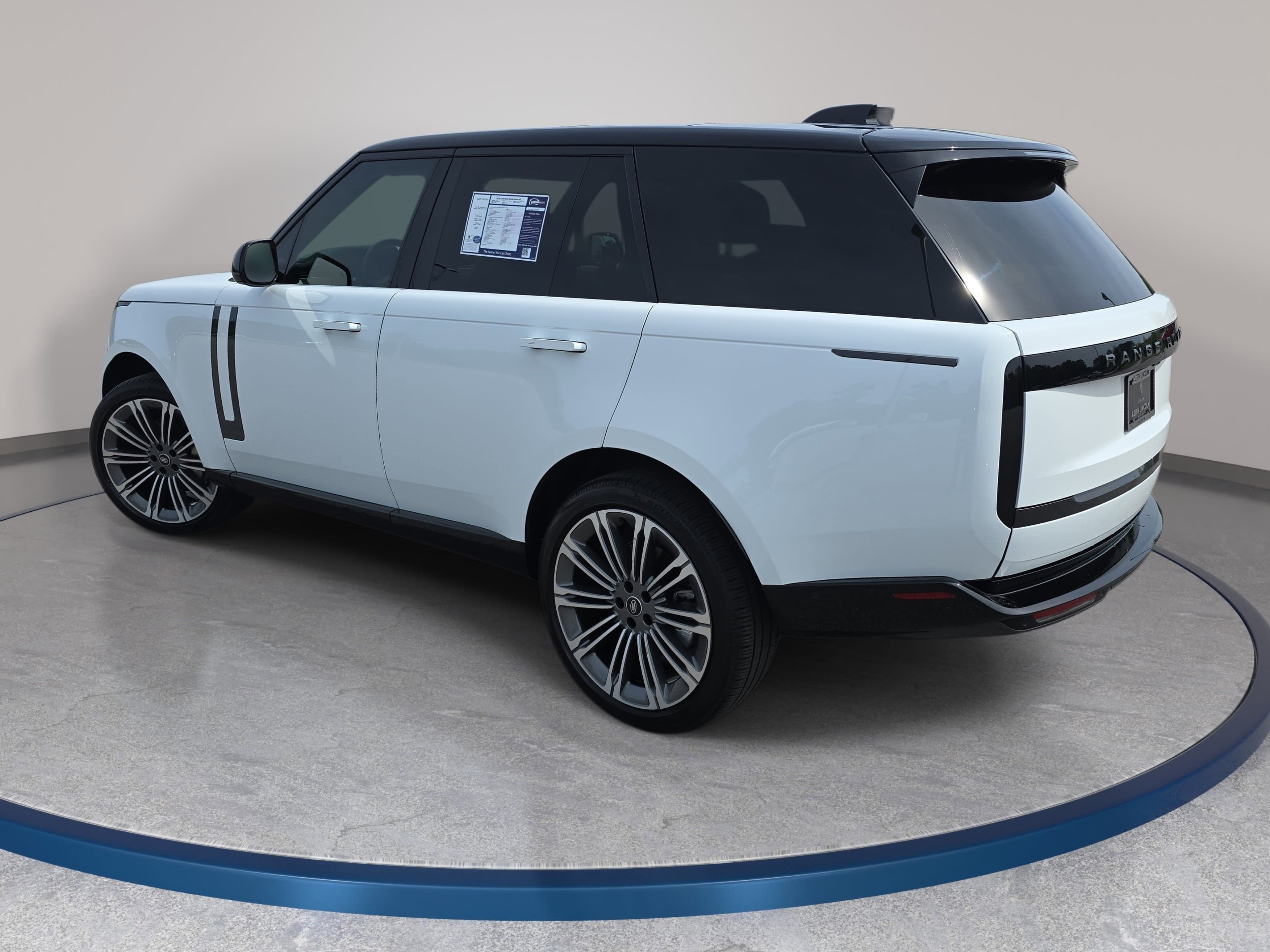 2025 Land Rover Range Rover SE