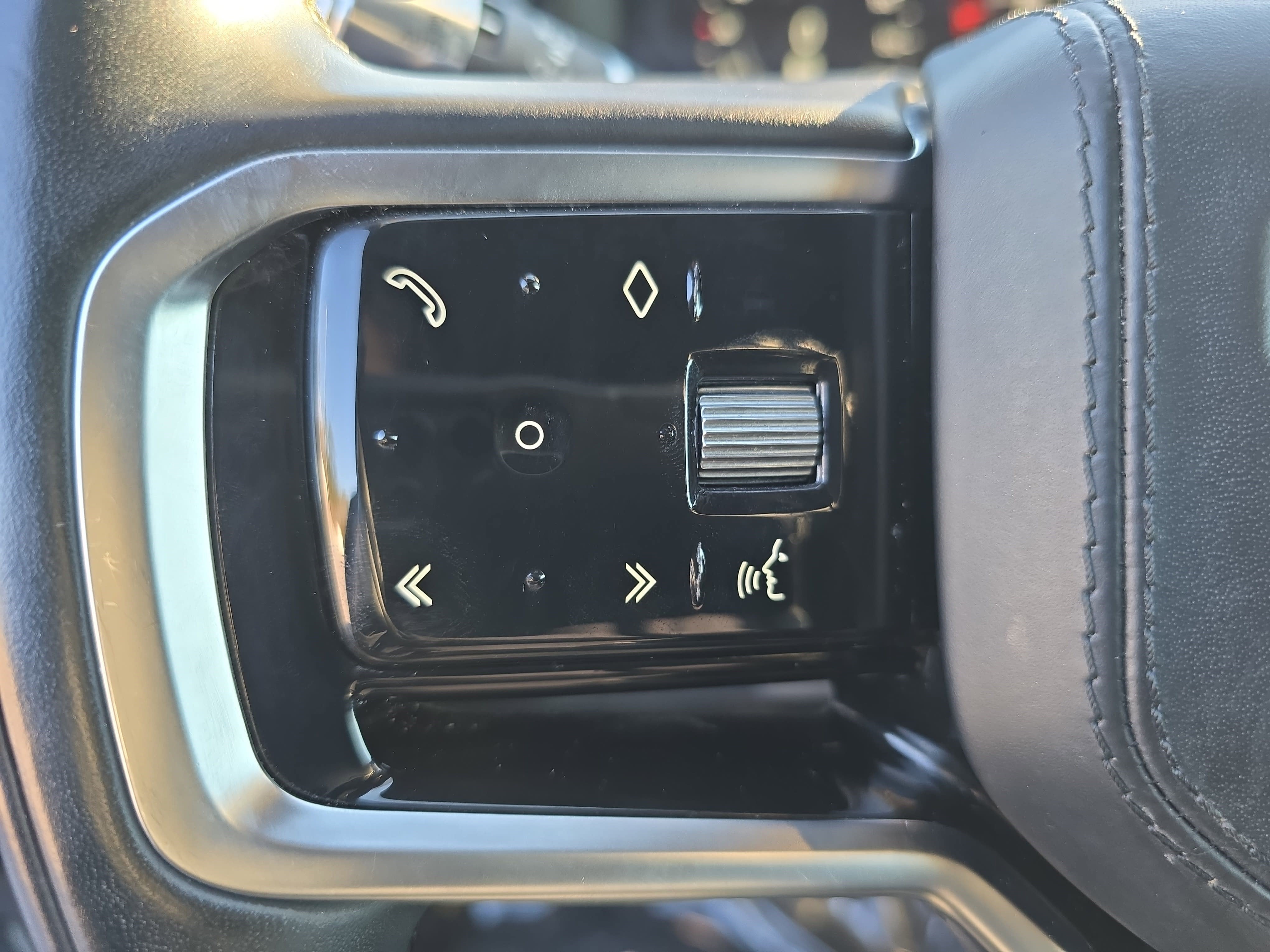 2021 Land Rover Range Rover Velar R-Dynamic S