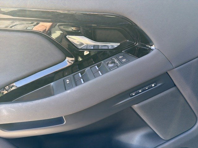 2024 Land Rover Range Rover Evoque Dynamic SE