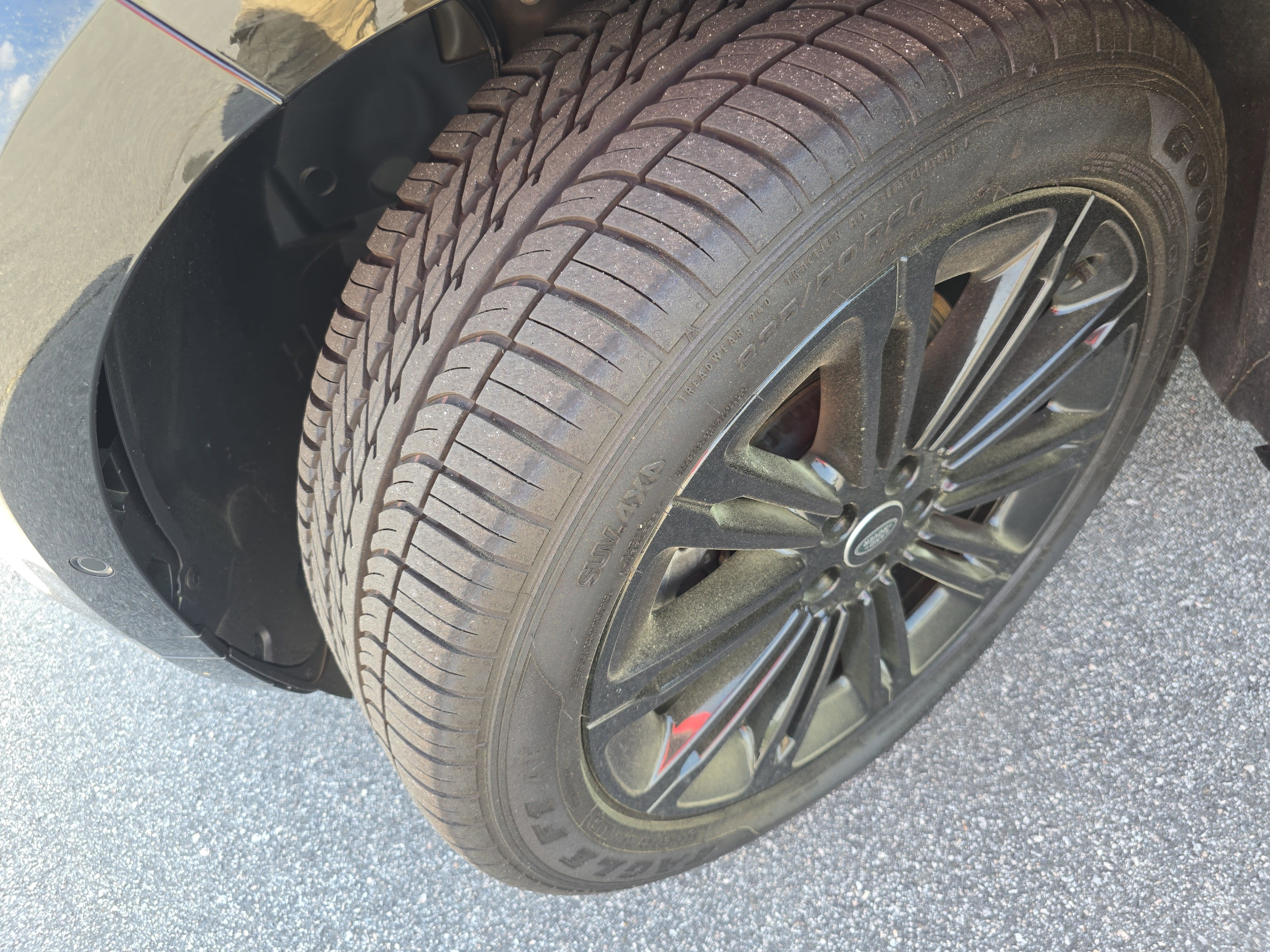 2024 Land Rover Range Rover Evoque Dynamic SE