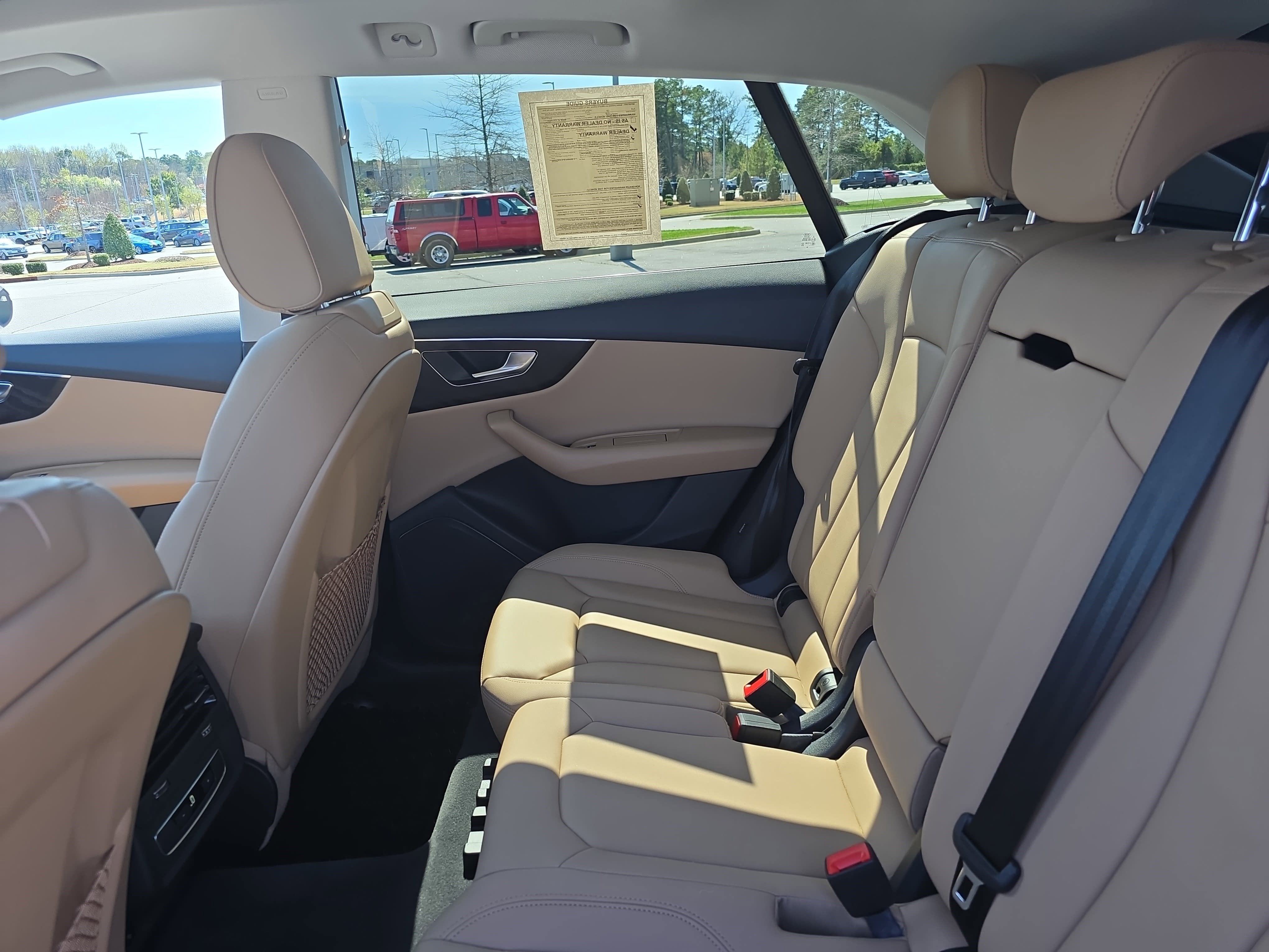 2023 Audi Q8 Premium