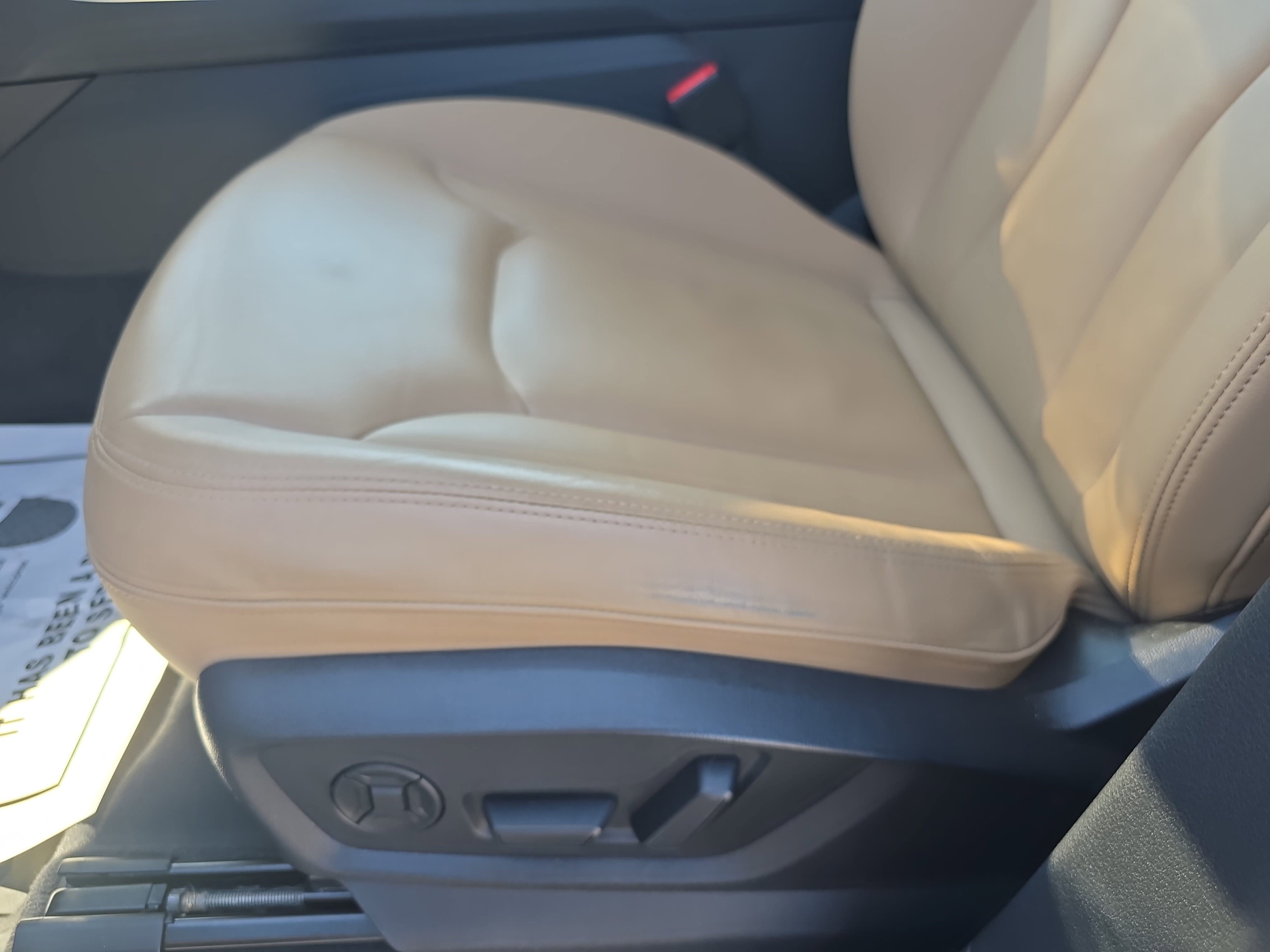 2023 Audi Q8 Premium