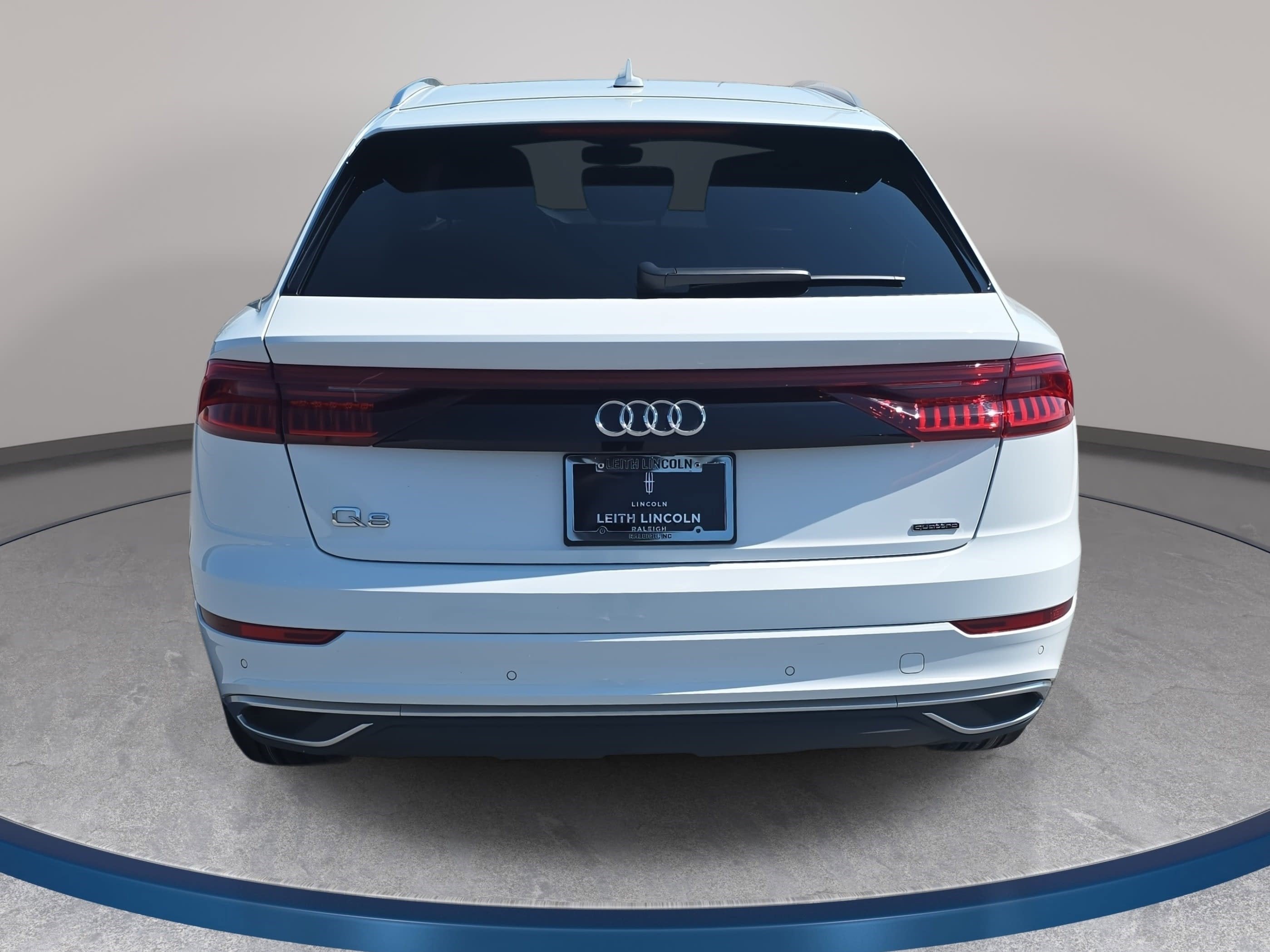 2023 Audi Q8 Premium