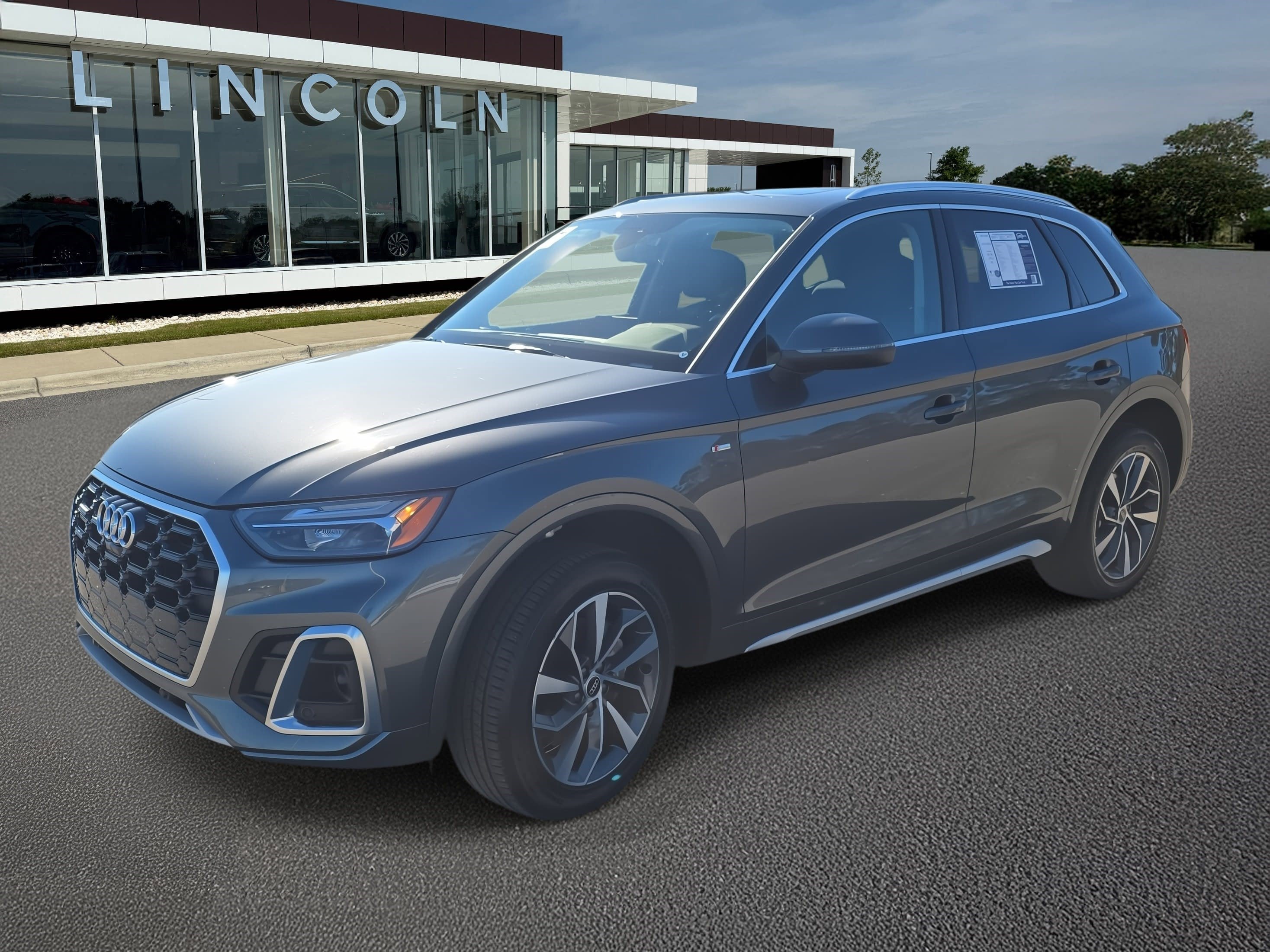 2023 Audi Q5 S line Premium Plus