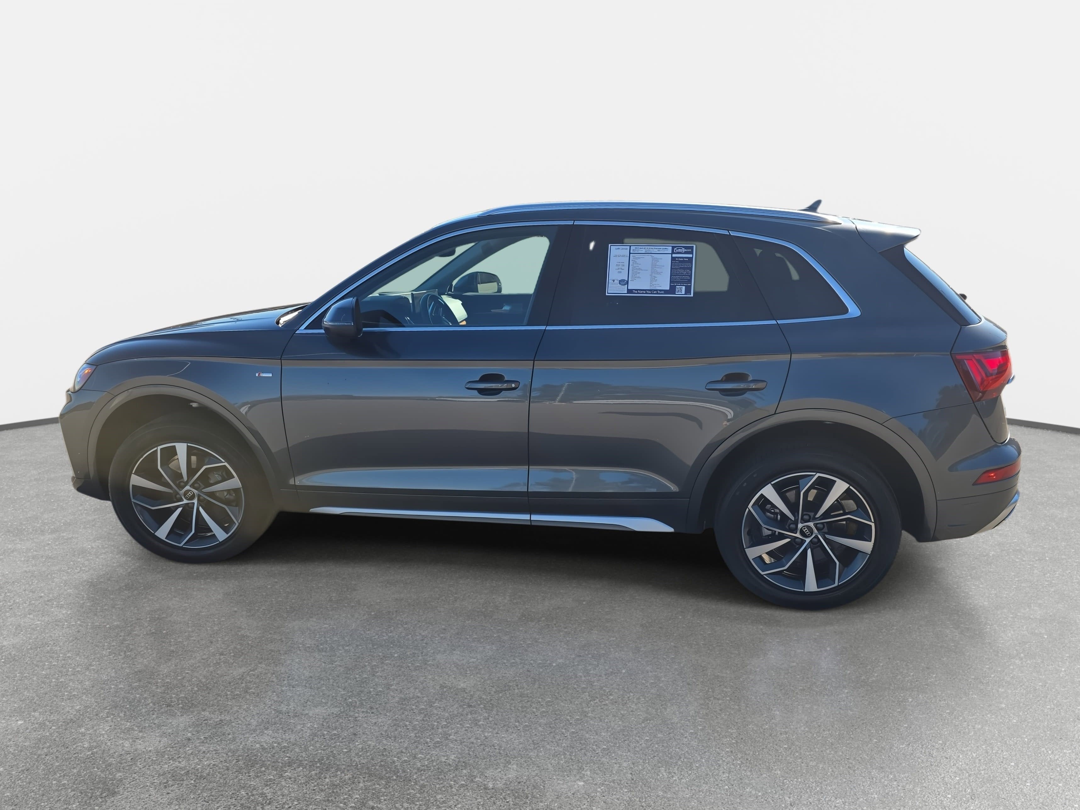2023 Audi Q5 S line Premium Plus