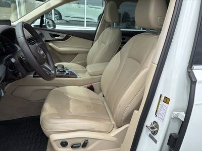 2019 Audi Q7 Premium Plus