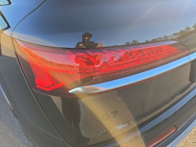 2025 Audi Q7 Prestige