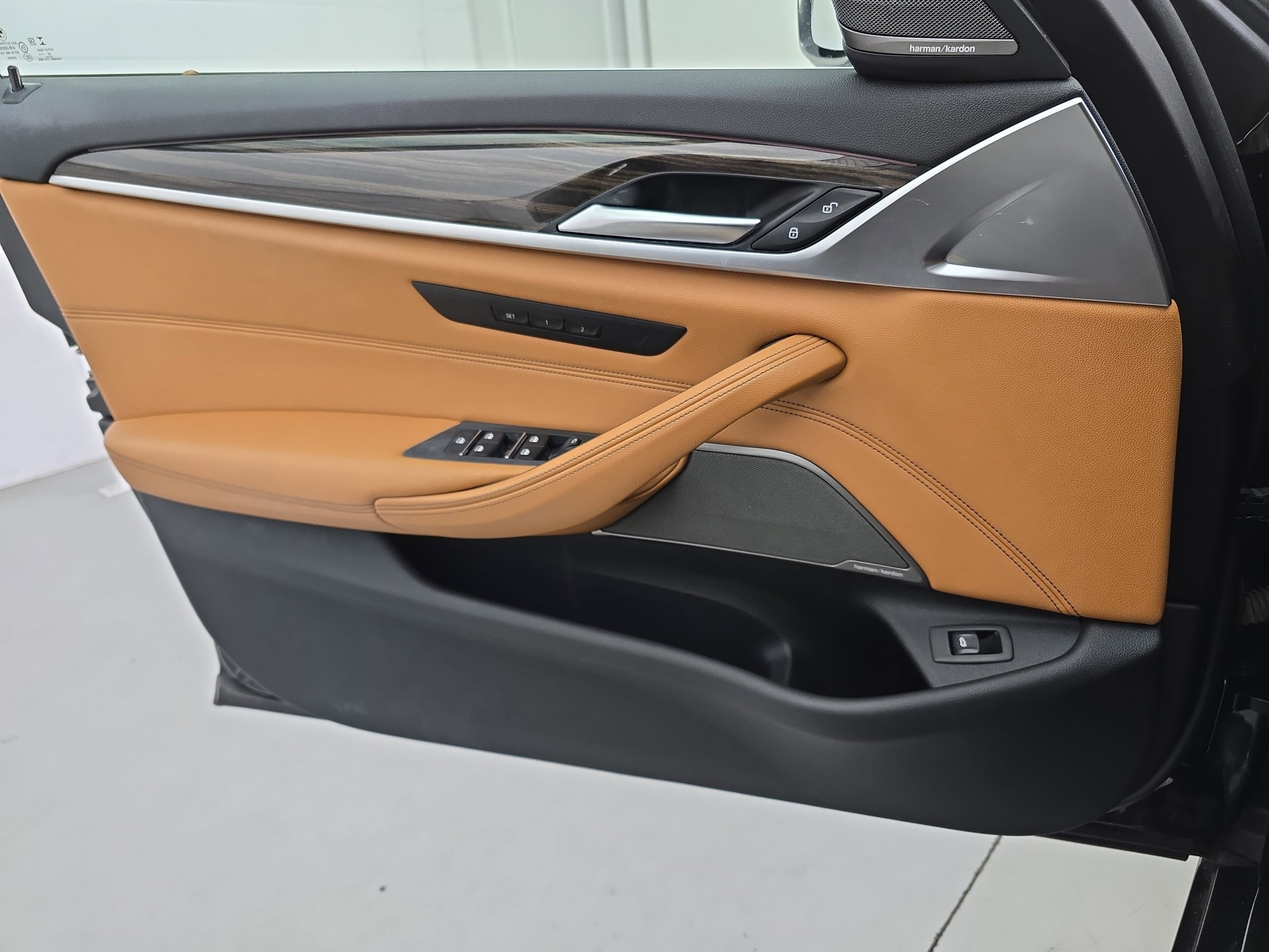 2021 BMW 5 Series 540i